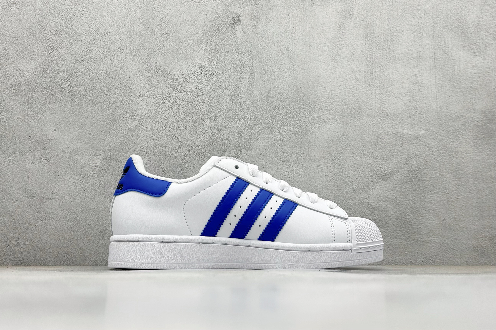 150 Adidas Originals Super II 贝壳头休闲板鞋 JQ4729