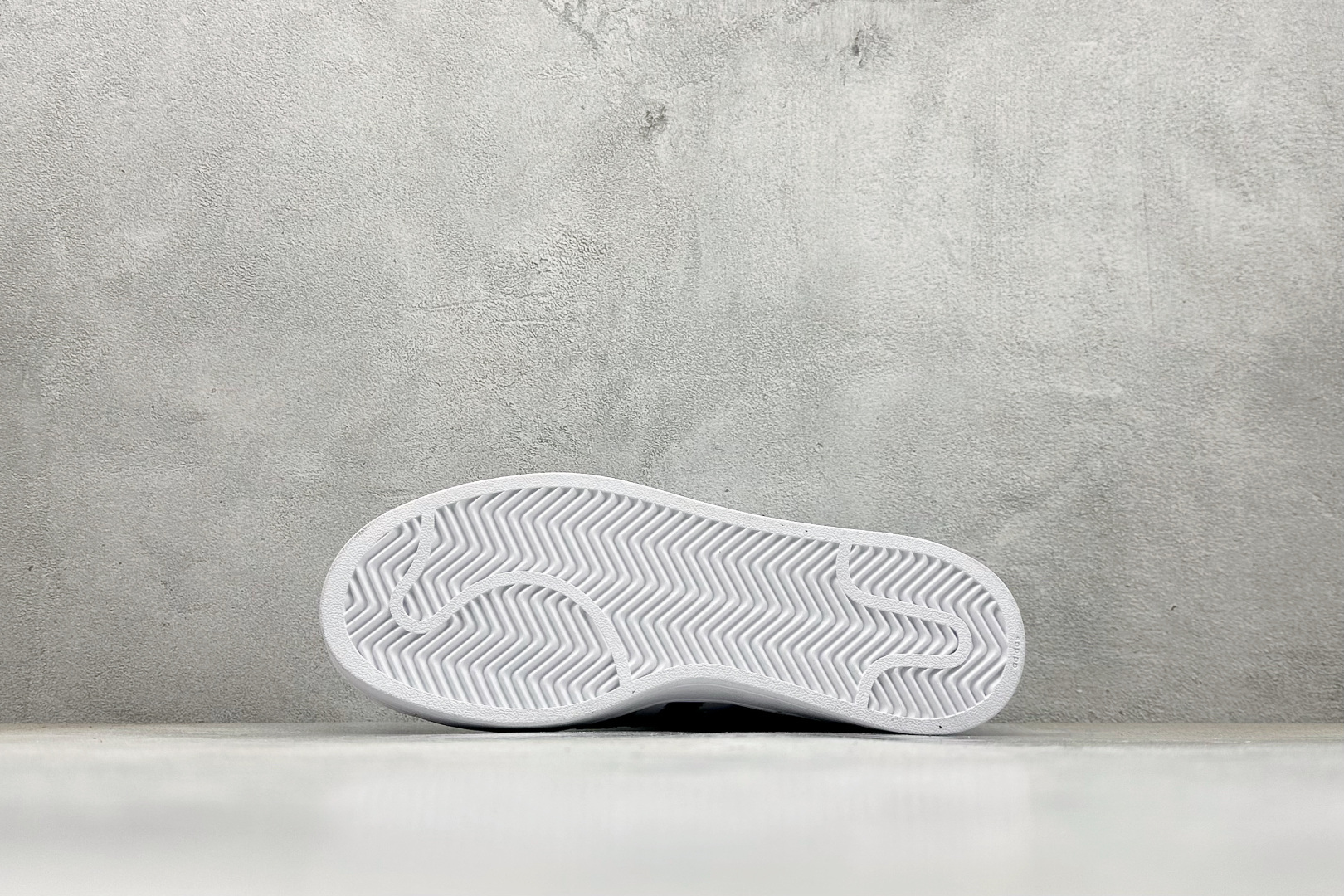 150 Adidas Originals Super II 贝壳头休闲板鞋 JQ4729