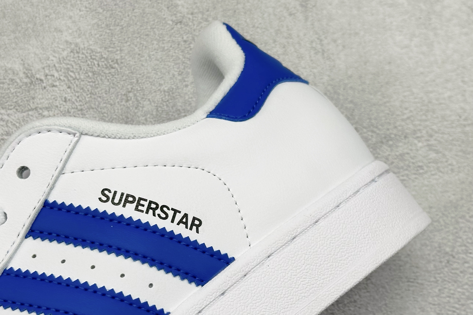 150 Adidas Originals Super II 贝壳头休闲板鞋 JQ4729