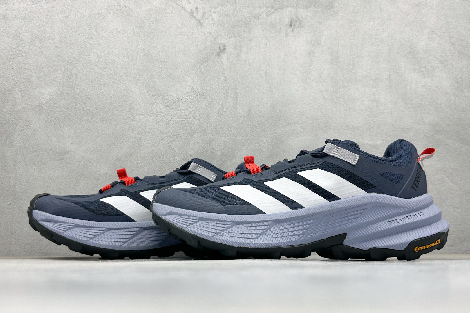 180 Adidas TERREX FREEHIKER SL GTX 阿迪达斯 系带缓震轻质舒适百搭运动鞋 HQ4866