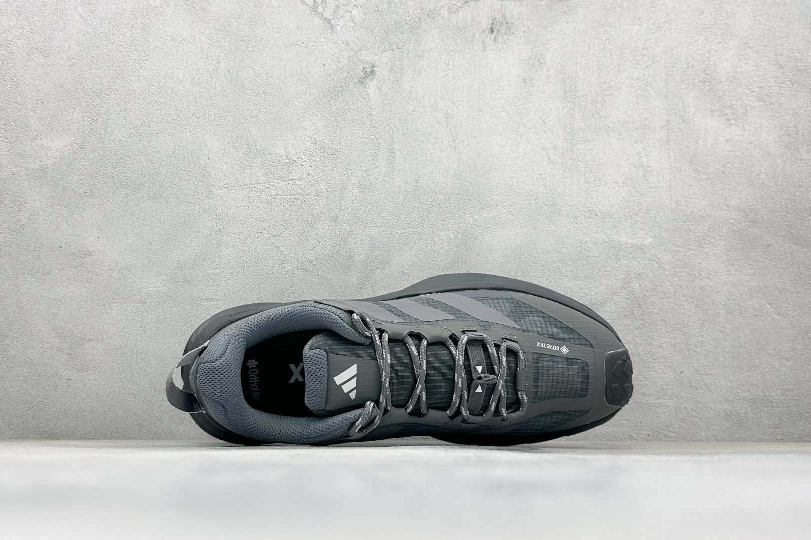 180 Adidas TERREX FREEHIKER SL GTX 阿迪达斯 系带缓震轻质舒适百搭运动鞋 HQ4882