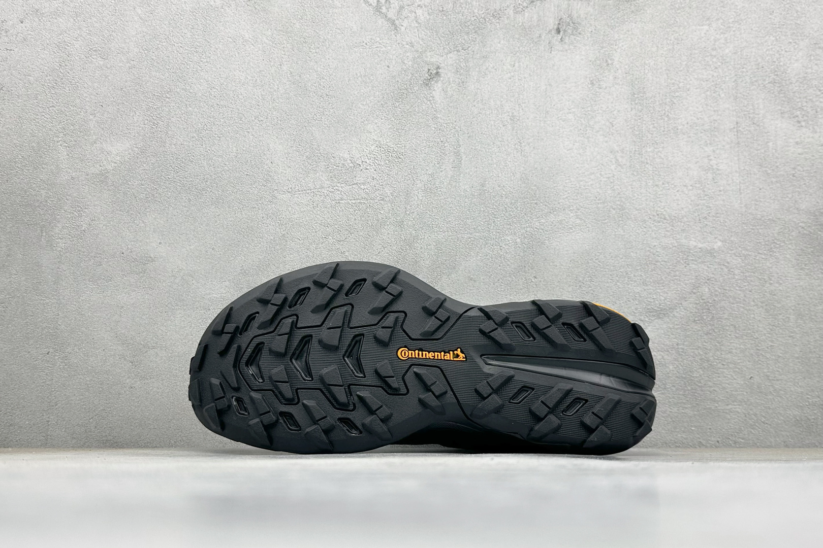 180 Adidas TERREX FREEHIKER SL GTX 阿迪达斯 系带缓震轻质舒适百搭运动鞋 HQ4888