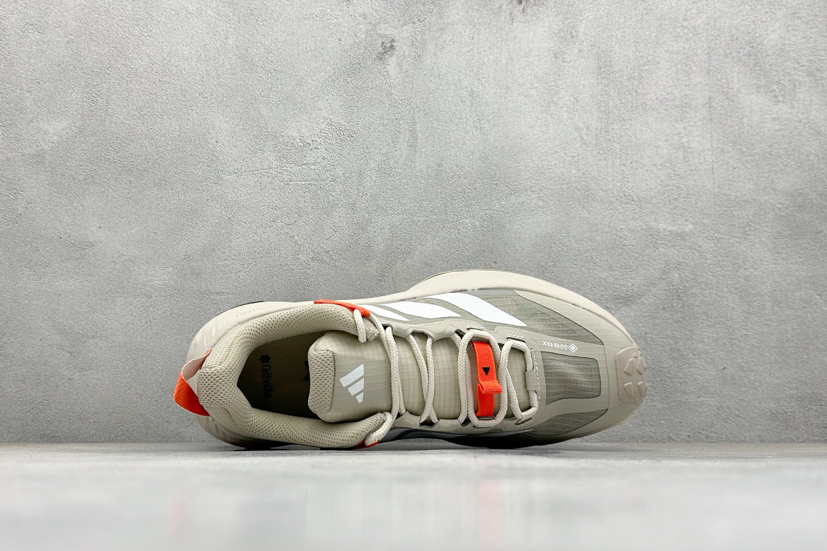 180 Adidas TERREX FREEHIKER SL GTX 阿迪达斯 系带缓震轻质舒适百搭运动鞋 HQ4883