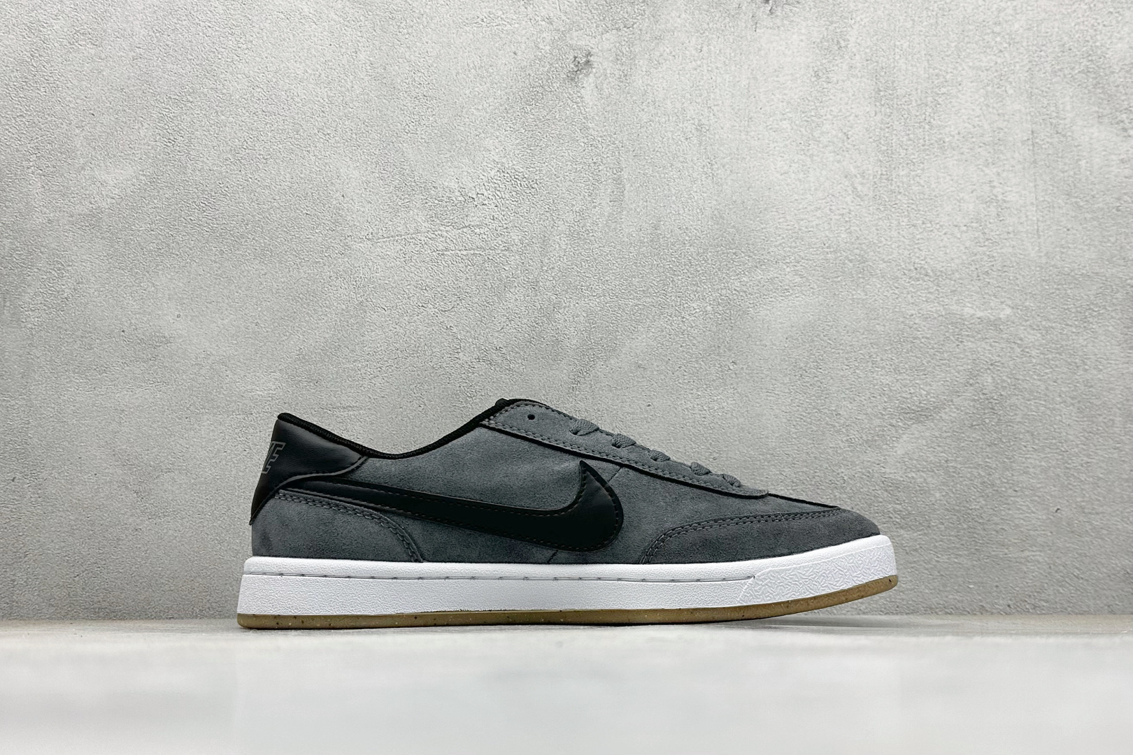 160 Nike SB Classic 防滑耐磨轻便 休闲板鞋 909096-003