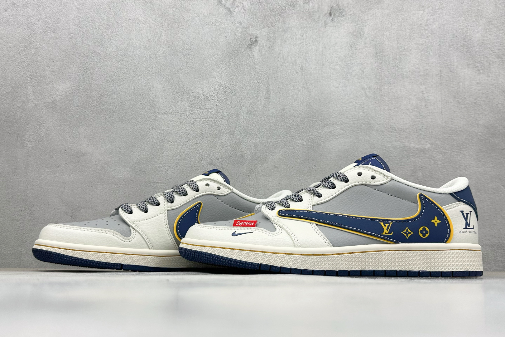 240 Air Jordan 1 Low AJ1 乔1 LV联名倒勾 高端定制 低帮复古篮球鞋 ZY1618-012