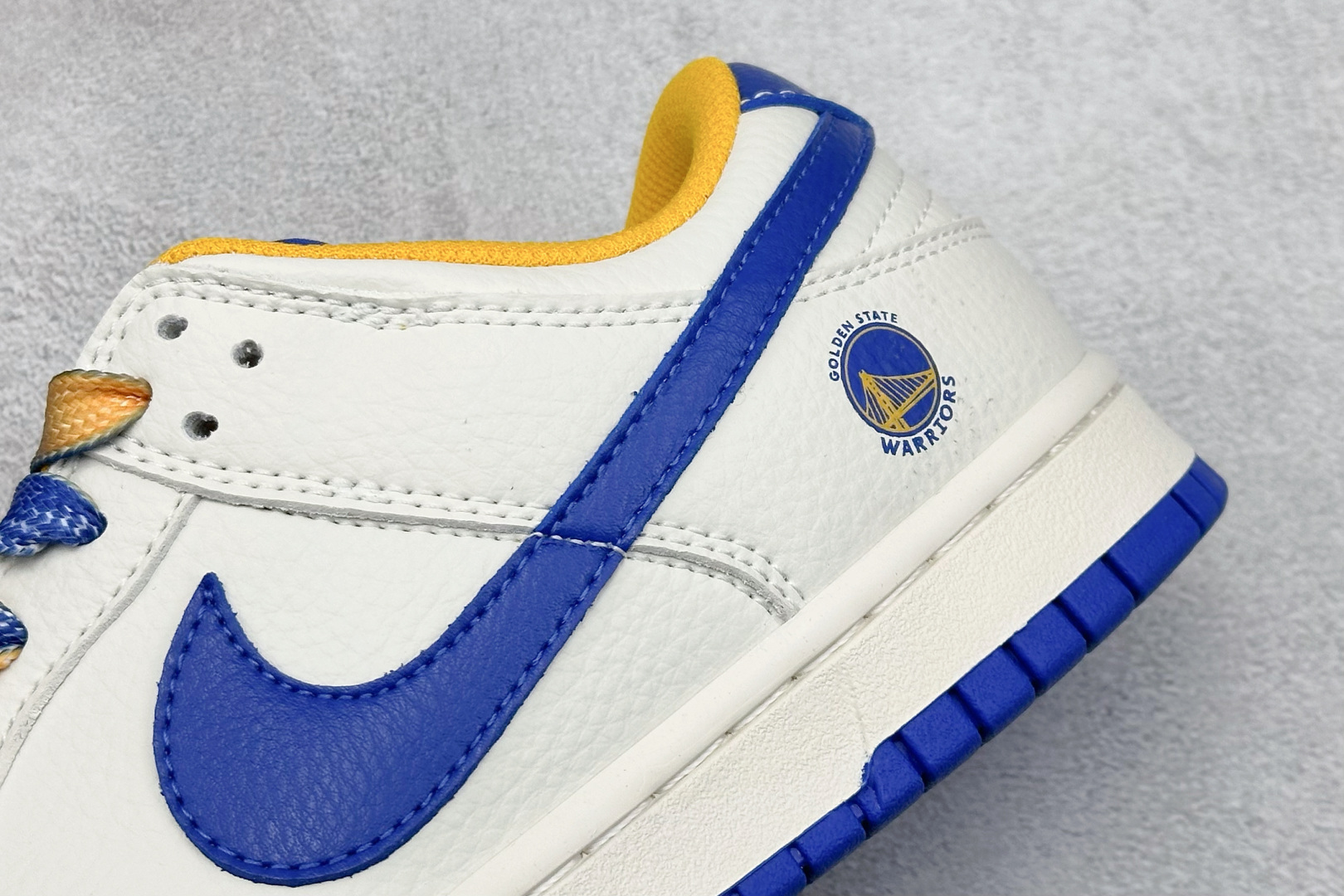 280 XC版Nike SB Dunk Low“NBA联名——金州勇士” 周年高端定制 低帮休闲板鞋 CS1688-108