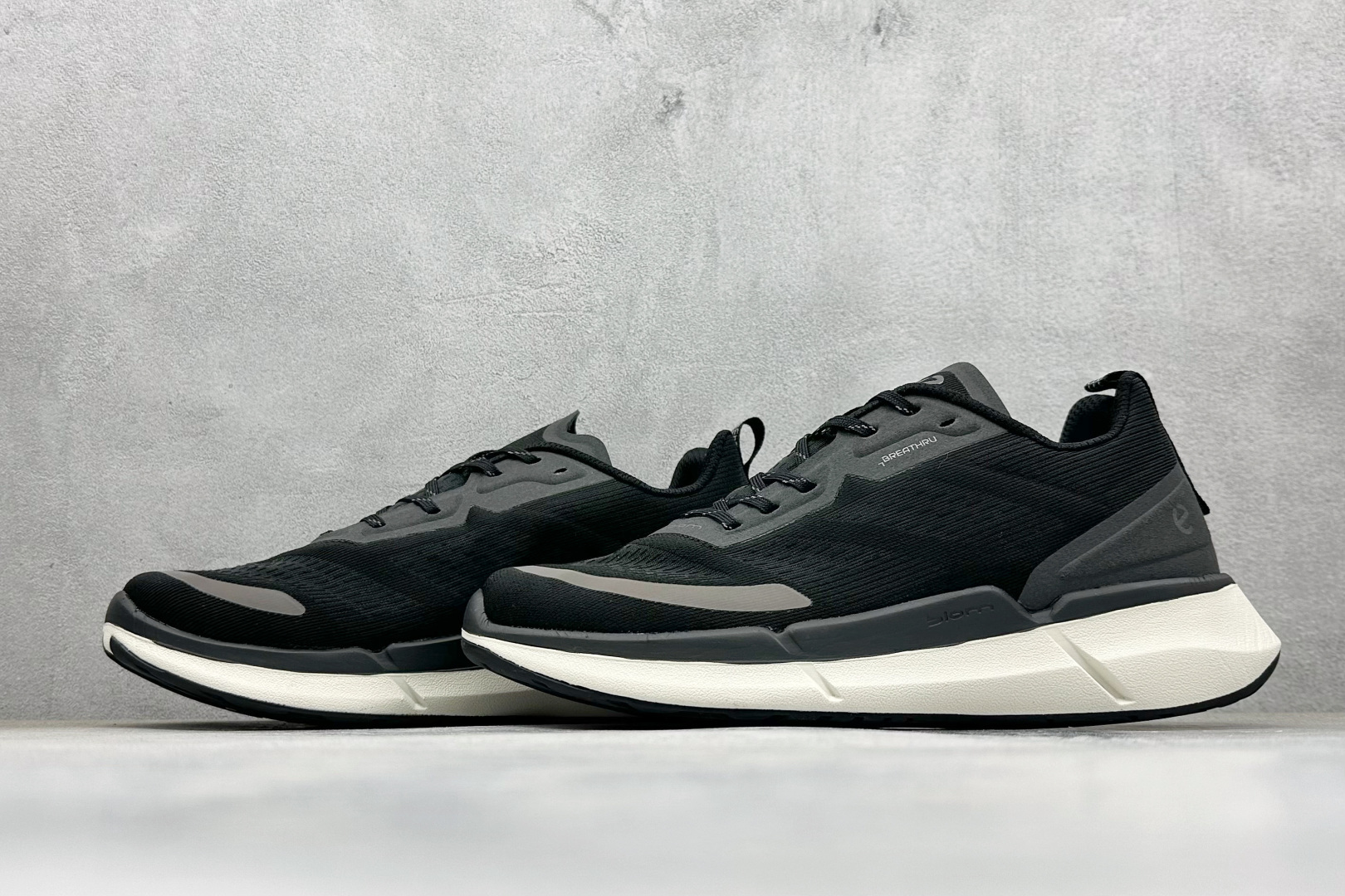 ECCO爱步 小红书爆款 新款百搭休闲款 Ecco/爱步男士跑步鞋休闲鞋透气轻质系带轻便运动鞋 830754