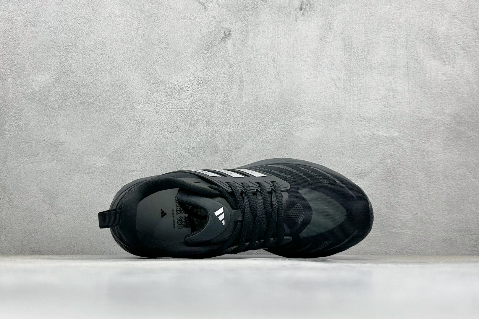 Adidas ADIPURE GLIDE 减震防滑耐磨透气低帮跑步鞋 D25812