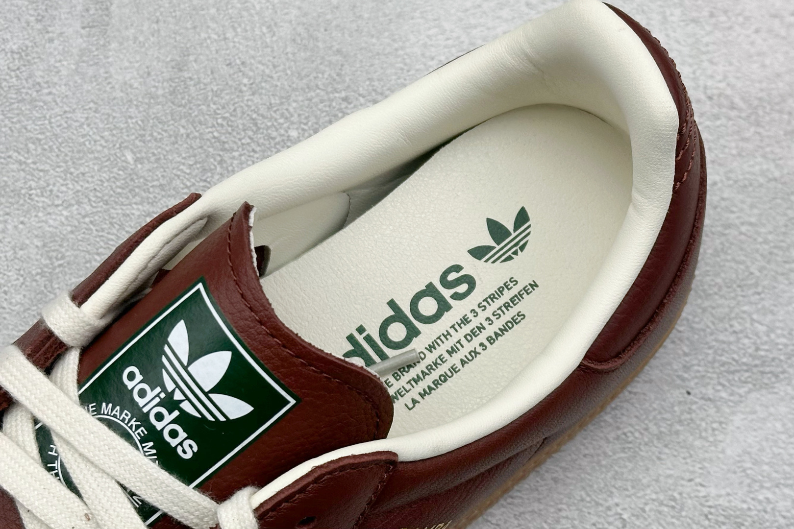 RS头层Adidas Samba OG阿迪三叶草休闲板鞋#原厂原数据版型 皮料切割干净无任何毛边 鞋型细