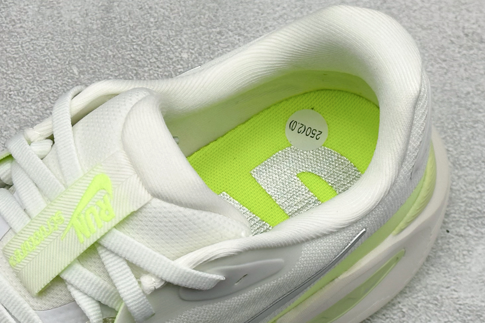 RS版NK Zoom Structure 26代 缓震舒适轻量跑步鞋 HJ1101-103