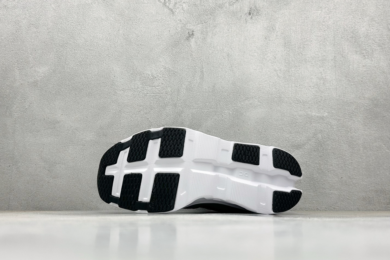 On昂跑Cloudmonster 2 小怪兽 舒适透气百搭 缓震防滑耐磨 休闲运动跑步鞋 3ME1012-莆田鞋,莆田鞋货源,高仿鞋,高仿鞋货源,安福档口,莆田高仿鞋,莆田鞋批发,高仿鞋批发,莆田高仿运动鞋,高仿运动鞋,莆田运动鞋 On昂跑Cloudmonster 2 小怪兽 舒适透气百搭 缓震防滑耐磨 休闲运动跑步鞋 3ME1012