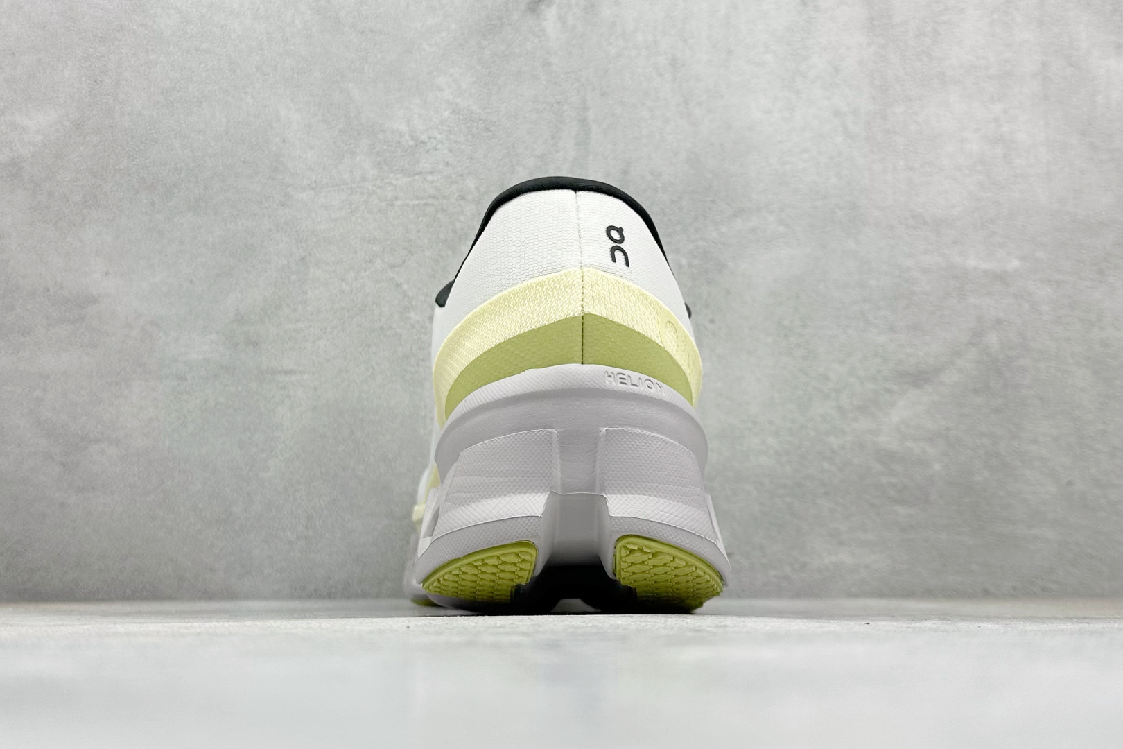 On昂跑Cloudmonster 2 小怪兽 舒适透气百搭 缓震防滑耐磨 休闲运动跑步鞋 3ME1012-莆田鞋,莆田鞋货源,高仿鞋,高仿鞋货源,安福档口,莆田高仿鞋,莆田鞋批发,高仿鞋批发,莆田高仿运动鞋,高仿运动鞋,莆田运动鞋 On昂跑Cloudmonster 2 小怪兽 舒适透气百搭 缓震防滑耐磨 休闲运动跑步鞋 3ME1012