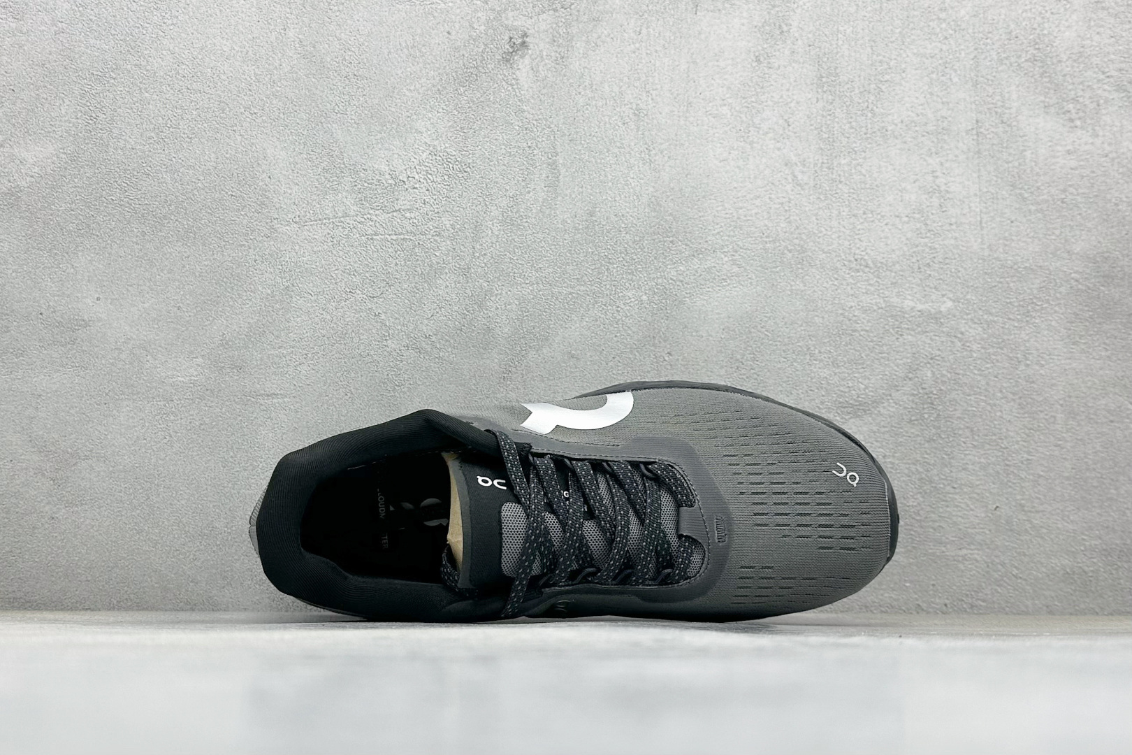 On昂跑Cloudmonster 2 小怪兽 舒适透气百搭 缓震防滑耐磨 休闲运动跑步鞋 3ME1012