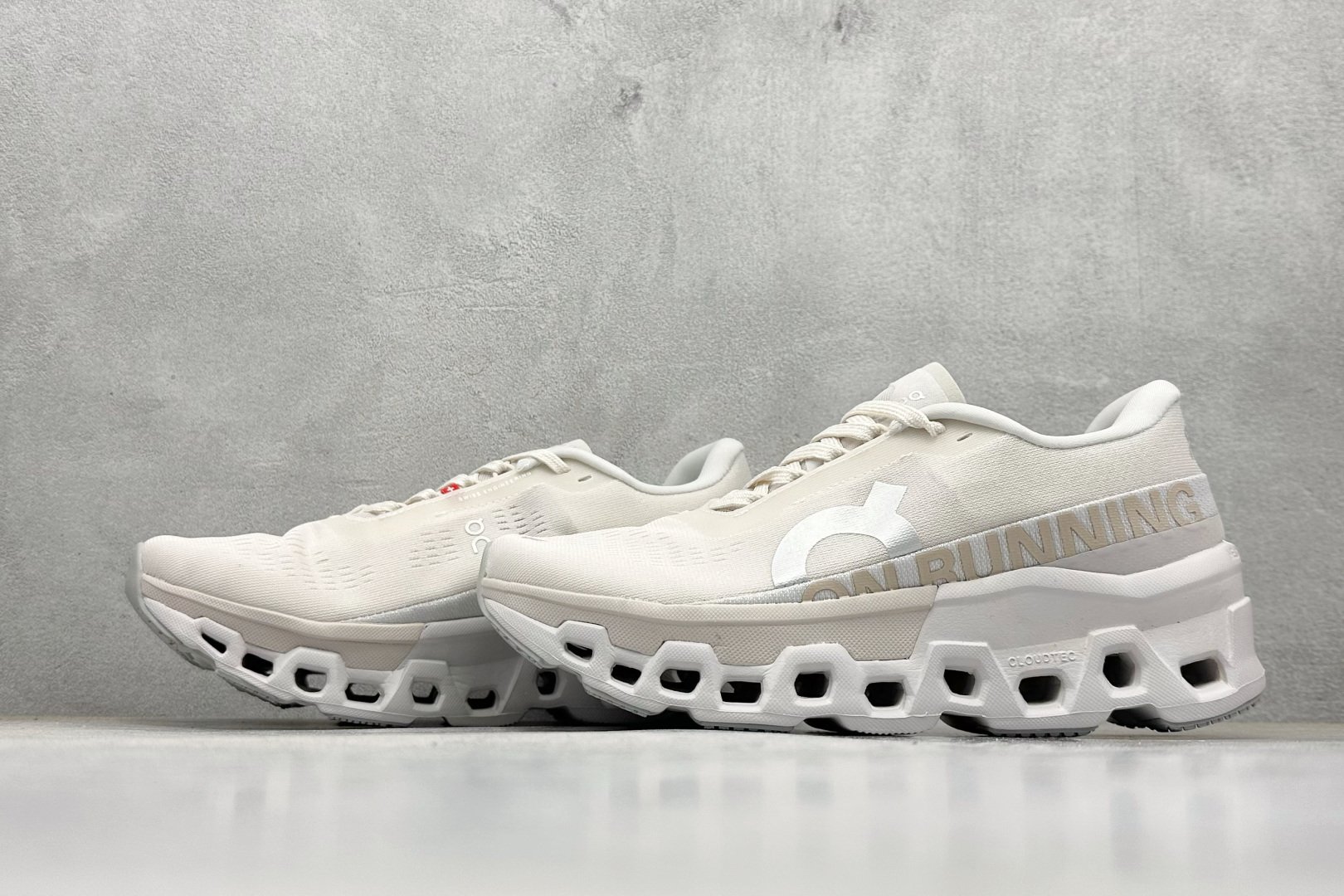 On昂跑Cloudmonster 2 小怪兽 舒适透气百搭 缓震防滑耐磨 休闲运动跑步鞋 3ME1011-莆田鞋,莆田鞋货源,高仿鞋,高仿鞋货源,安福档口,莆田高仿鞋,莆田鞋批发,高仿鞋批发,莆田高仿运动鞋,高仿运动鞋,莆田运动鞋 On昂跑Cloudmonster 2 小怪兽 舒适透气百搭 缓震防滑耐磨 休闲运动跑步鞋 3ME1011