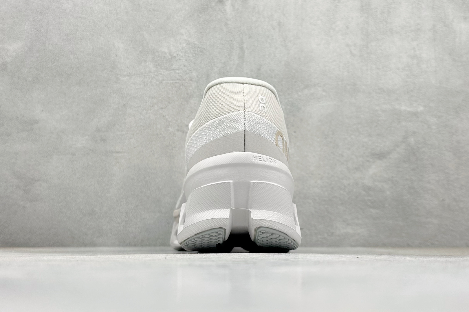 On昂跑Cloudmonster 2 小怪兽 舒适透气百搭 缓震防滑耐磨 休闲运动跑步鞋 3ME1011-莆田鞋,莆田鞋货源,高仿鞋,高仿鞋货源,安福档口,莆田高仿鞋,莆田鞋批发,高仿鞋批发,莆田高仿运动鞋,高仿运动鞋,莆田运动鞋 On昂跑Cloudmonster 2 小怪兽 舒适透气百搭 缓震防滑耐磨 休闲运动跑步鞋 3ME1011