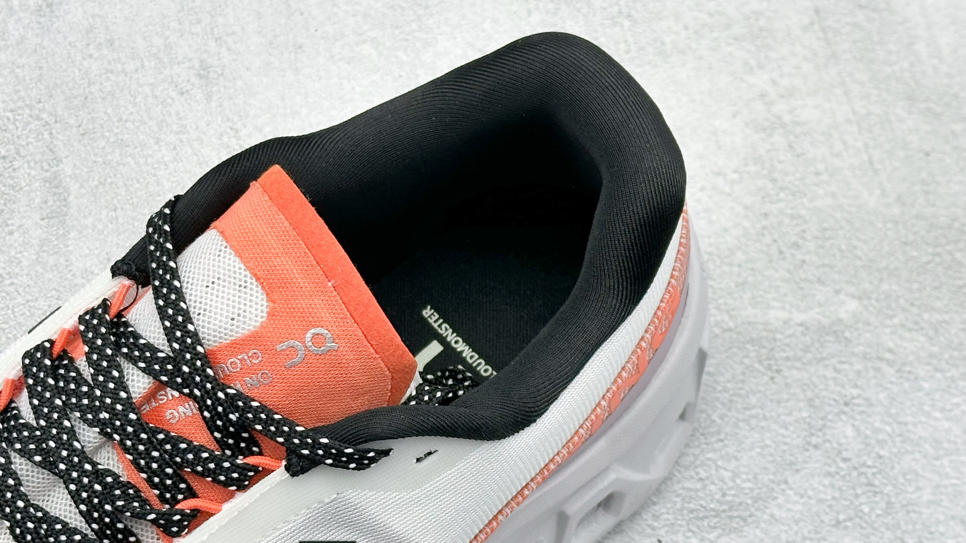 On昂跑Cloudmonster 2 小怪兽 舒适透气百搭 缓震防滑耐磨 休闲运动跑步鞋 3ME1012