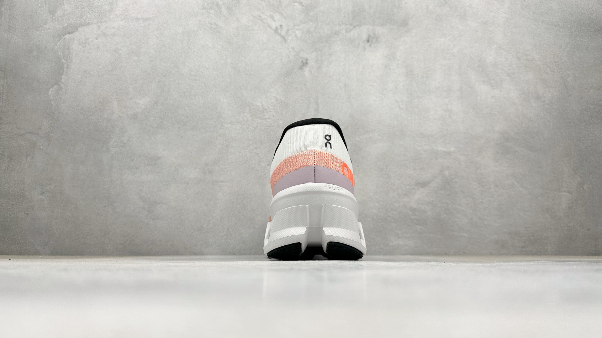 On昂跑Cloudmonster 2 小怪兽 舒适透气百搭 缓震防滑耐磨 休闲运动跑步鞋 3ME1012