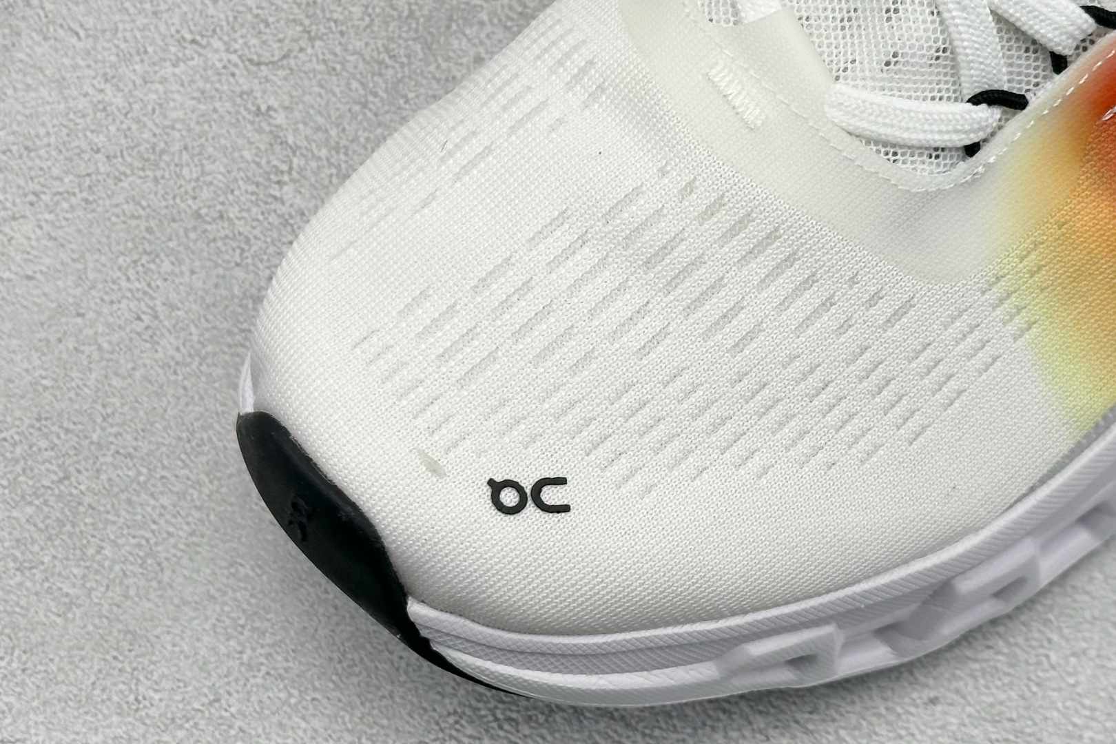 On昂跑Cloudmonster 2 小怪兽 舒适透气百搭 缓震防滑耐磨 休闲运动跑步鞋 3ME1023