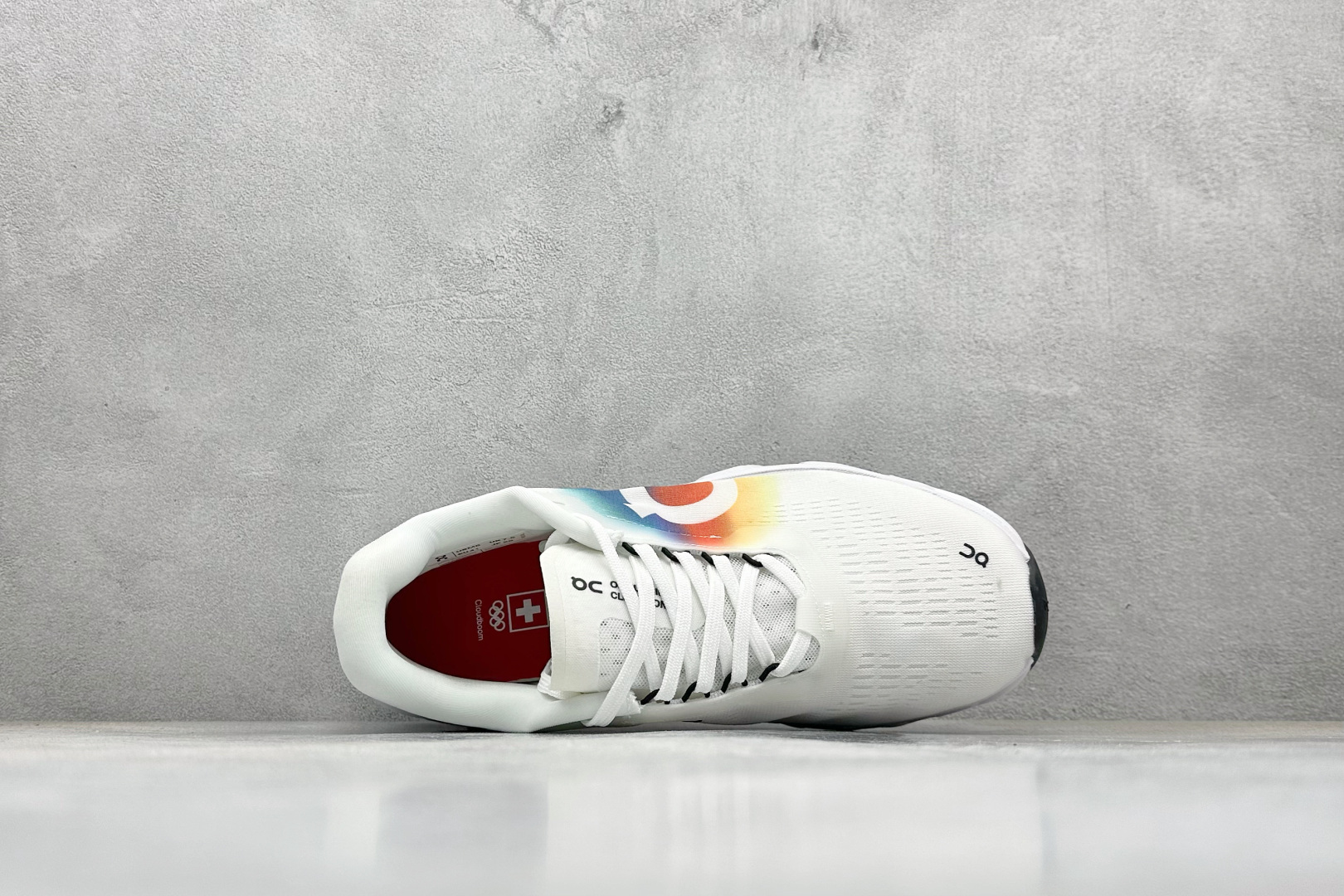 On昂跑Cloudmonster 2 小怪兽 舒适透气百搭 缓震防滑耐磨 休闲运动跑步鞋 3ME1023