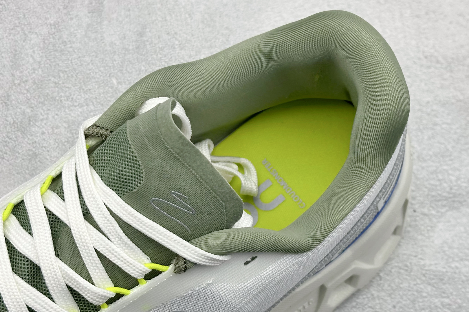 On昂跑Cloudmonster 2 小怪兽 舒适透气百搭 缓震防滑耐磨 休闲运动跑步鞋 3ME1067-莆田鞋,莆田鞋货源,高仿鞋,高仿鞋货源,安福档口,莆田高仿鞋,莆田鞋批发,高仿鞋批发,莆田高仿运动鞋,高仿运动鞋,莆田运动鞋 On昂跑Cloudmonster 2 小怪兽 舒适透气百搭 缓震防滑耐磨 休闲运动跑步鞋 3ME1067