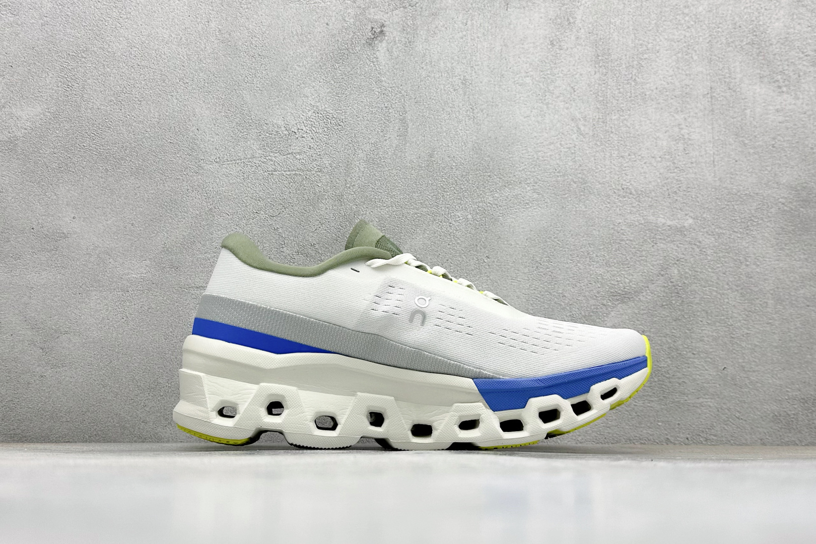 On昂跑Cloudmonster 2 小怪兽 舒适透气百搭 缓震防滑耐磨 休闲运动跑步鞋 3ME1067-莆田鞋,莆田鞋货源,高仿鞋,高仿鞋货源,安福档口,莆田高仿鞋,莆田鞋批发,高仿鞋批发,莆田高仿运动鞋,高仿运动鞋,莆田运动鞋 On昂跑Cloudmonster 2 小怪兽 舒适透气百搭 缓震防滑耐磨 休闲运动跑步鞋 3ME1067