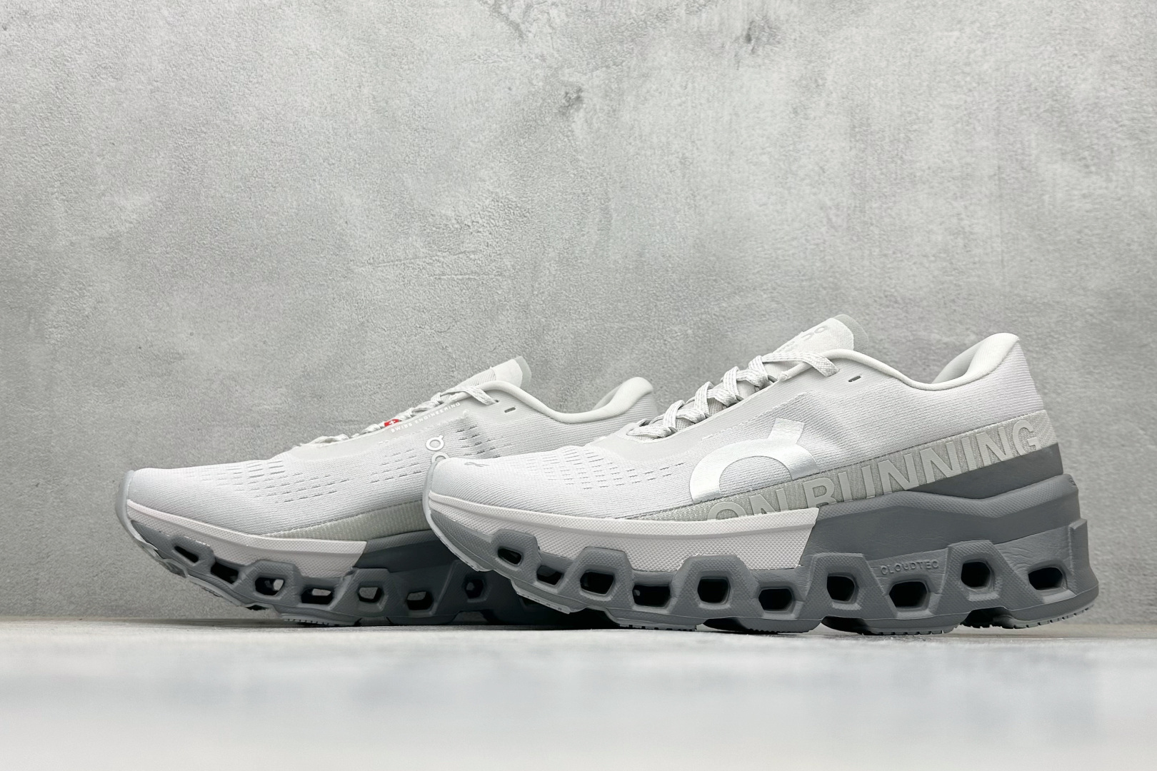 On昂跑Cloudmonster 2 小怪兽 舒适透气百搭 缓震防滑耐磨 休闲运动跑步鞋 3ME1012-莆田鞋,莆田鞋货源,高仿鞋,高仿鞋货源,安福档口,莆田高仿鞋,莆田鞋批发,高仿鞋批发,莆田高仿运动鞋,高仿运动鞋,莆田运动鞋 On昂跑Cloudmonster 2 小怪兽 舒适透气百搭 缓震防滑耐磨 休闲运动跑步鞋 3ME1012