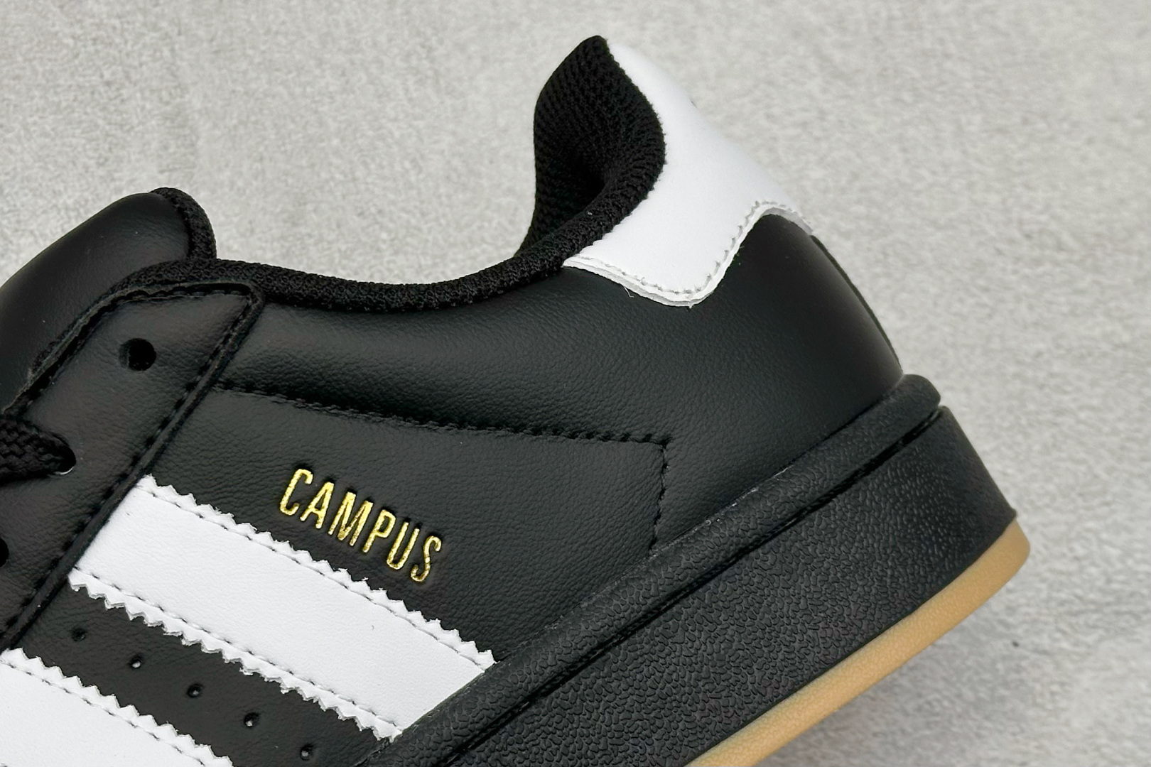 T AD Originals Campus 00s 学院系列面包风复古休闲运动板鞋 JP9997