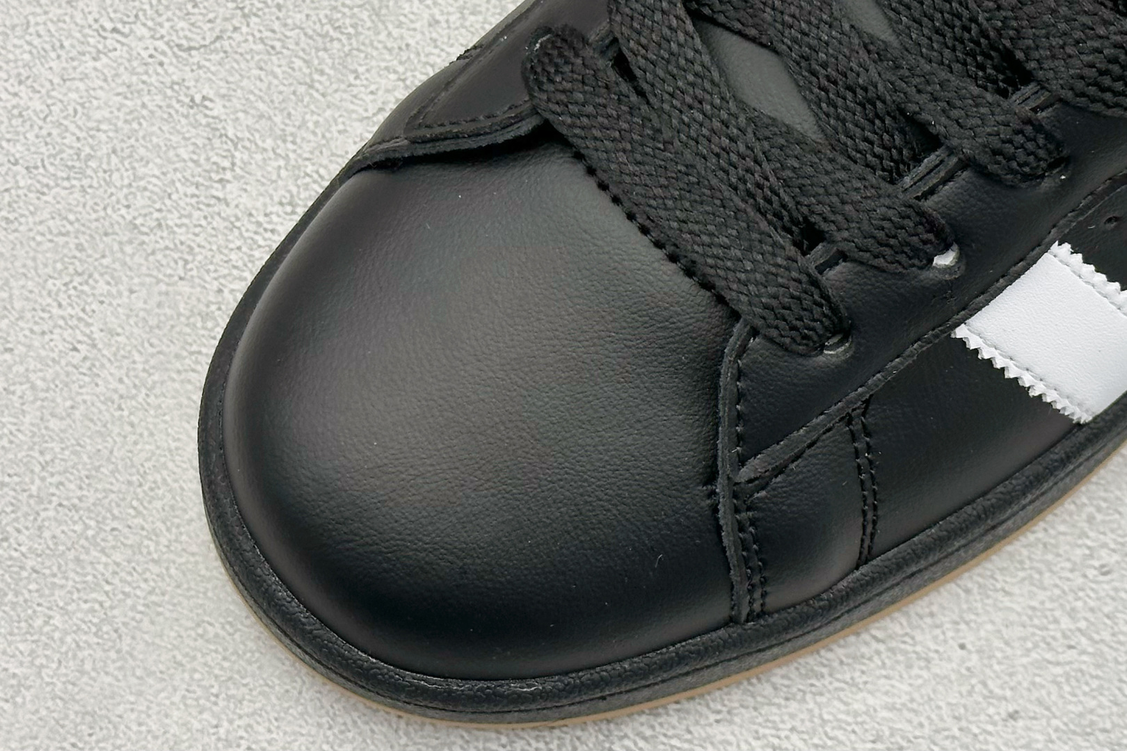 T AD Originals Campus 00s 学院系列面包风复古休闲运动板鞋 JP9997