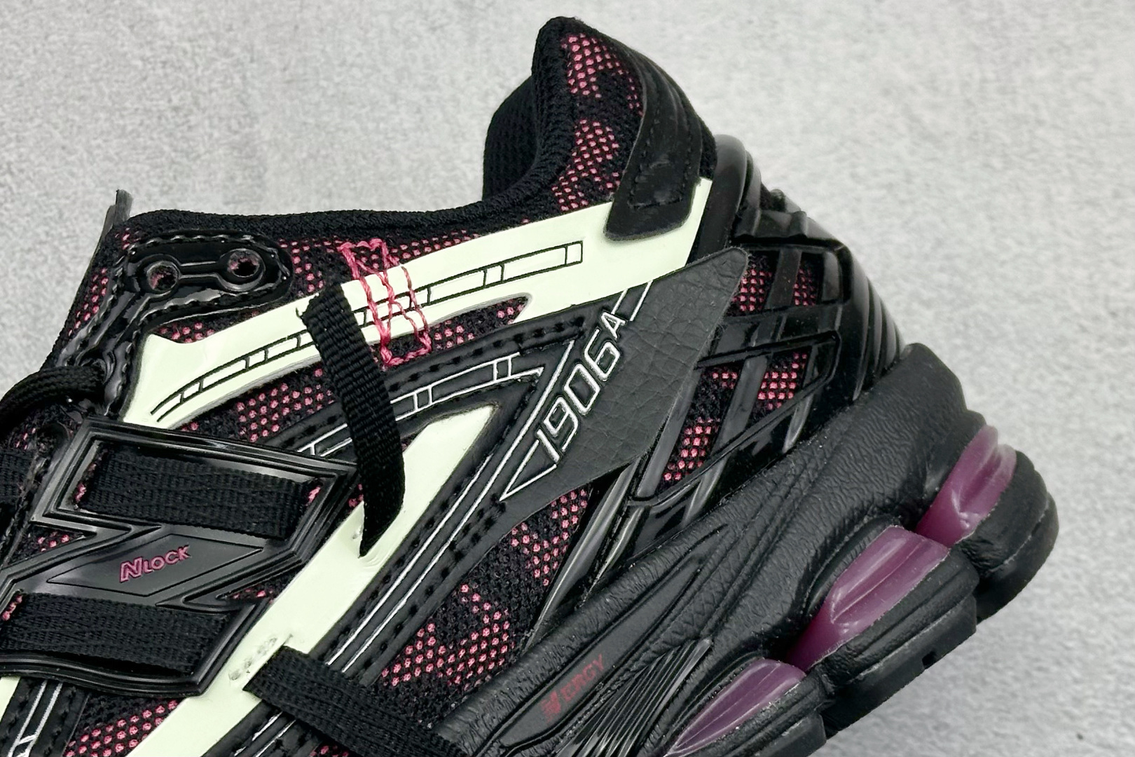 RA版 New Balance M1906系列 复古单品宝藏老爹鞋款 U1906AD