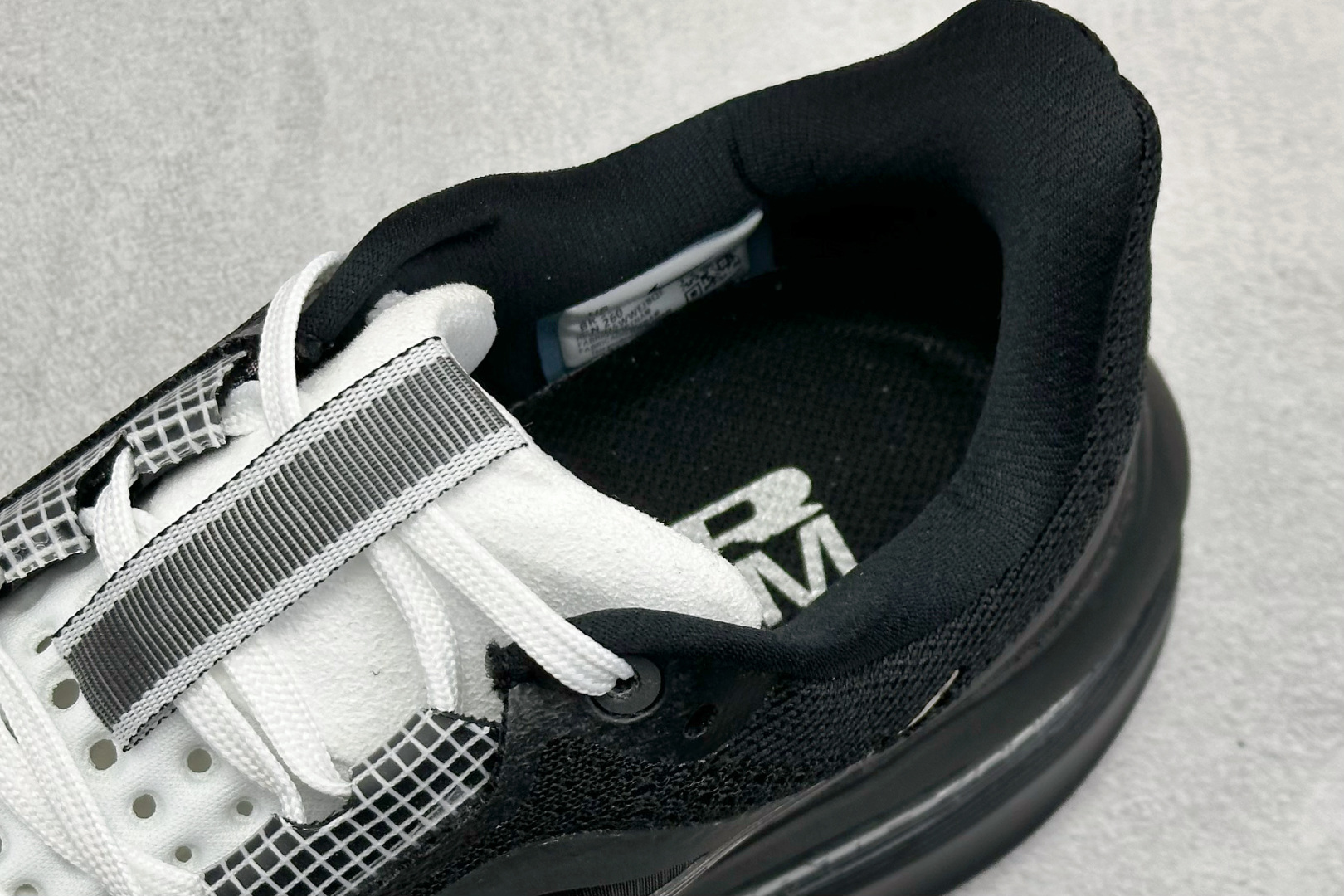 YH版Nike Air Zoom Pegasus Premium 耐克网面全掌气垫缓震跑鞋 IH4369-001-莆田鞋,莆田鞋货源,高仿鞋,高仿鞋货源,安福档口,莆田高仿鞋,莆田鞋批发,高仿鞋批发,莆田高仿运动鞋,高仿运动鞋,莆田运动鞋 YH版Nike Air Zoom Pegasus Premium 耐克网面全掌气垫缓震跑鞋 IH4369-001