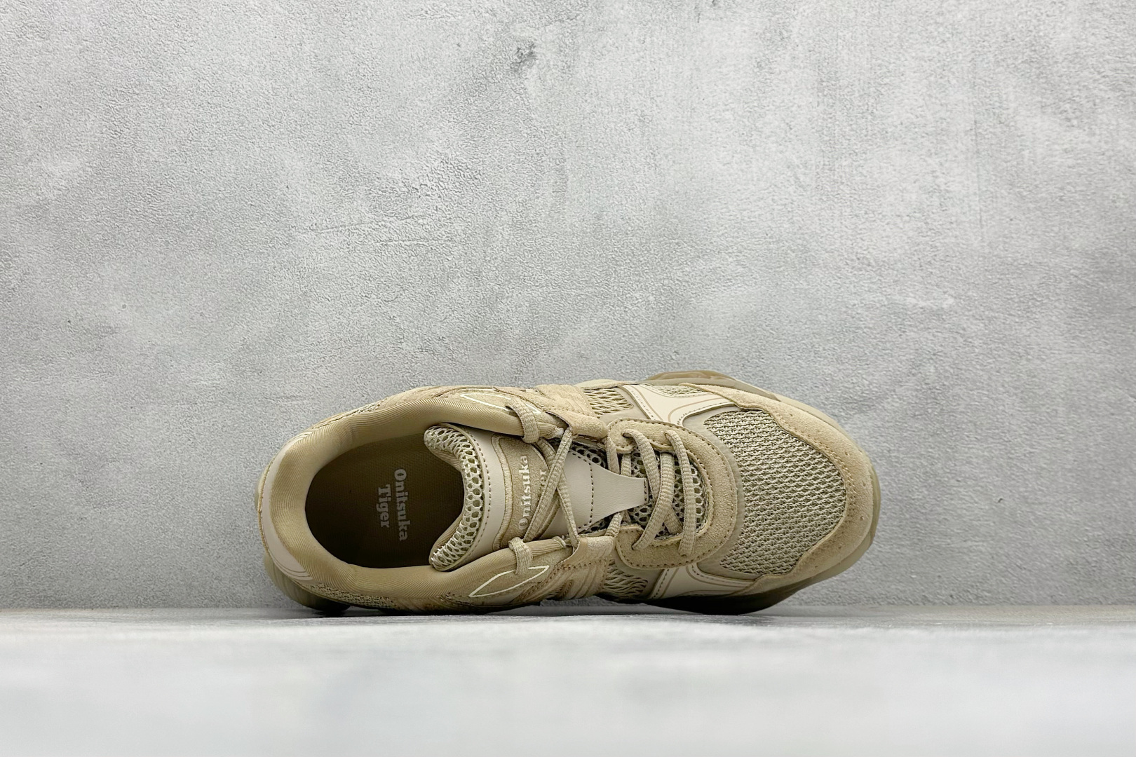 GS版Onitsuka Tiger鬼塚虎 TIGRUN 时尚百搭 耐磨 低帮 生活休闲鞋 1183C478-200