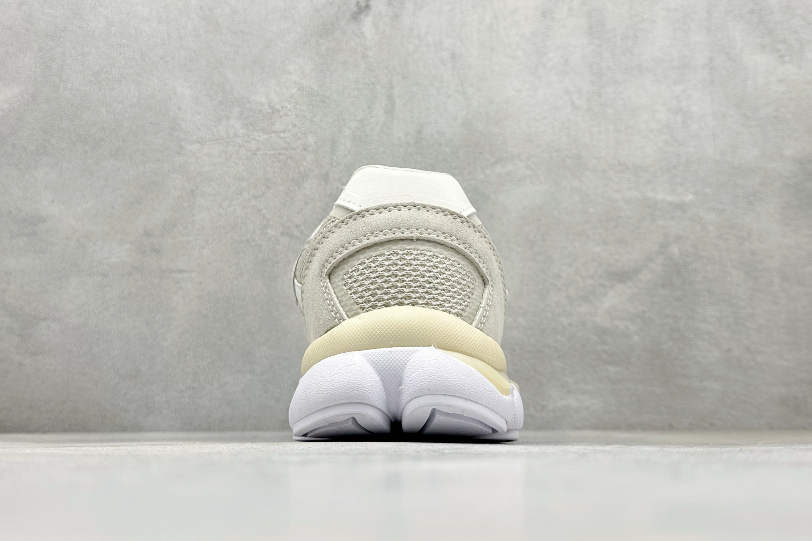 GS版Onitsuka Tiger鬼塚虎 TIGRUN 时尚百搭 耐磨 低帮 生活休闲鞋 1183C478-100