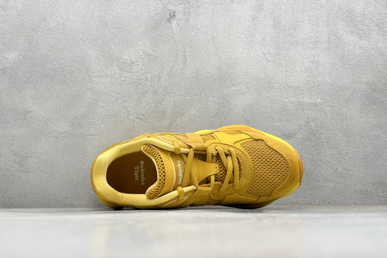 GS版Onitsuka Tiger鬼塚虎 TIGRUN 时尚百搭 耐磨 低帮 生活休闲鞋 1183C478-750