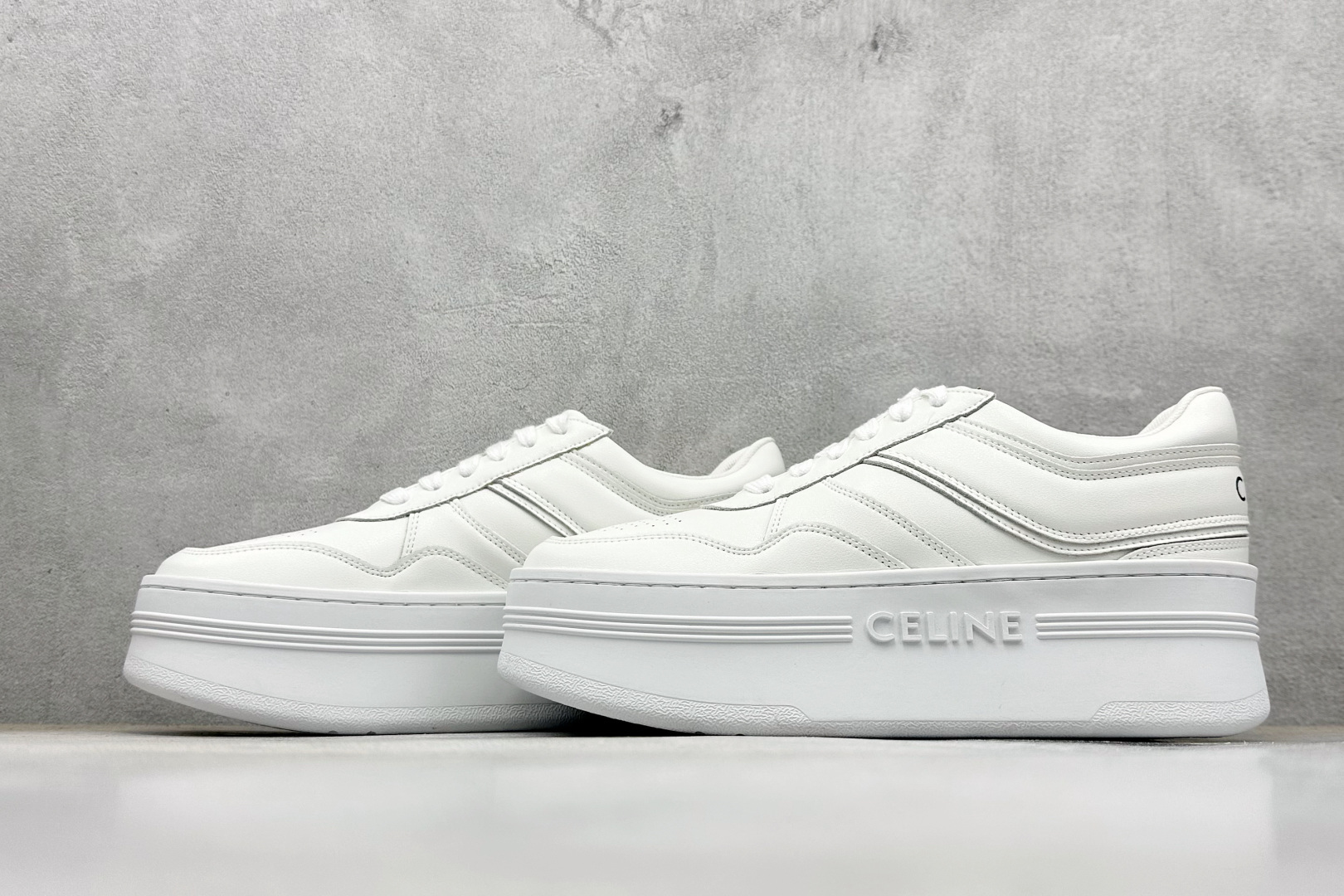 CELINE赛琳 Trainer 皮革 系带 低帮 时尚板鞋 女款 白色 G46608Y5