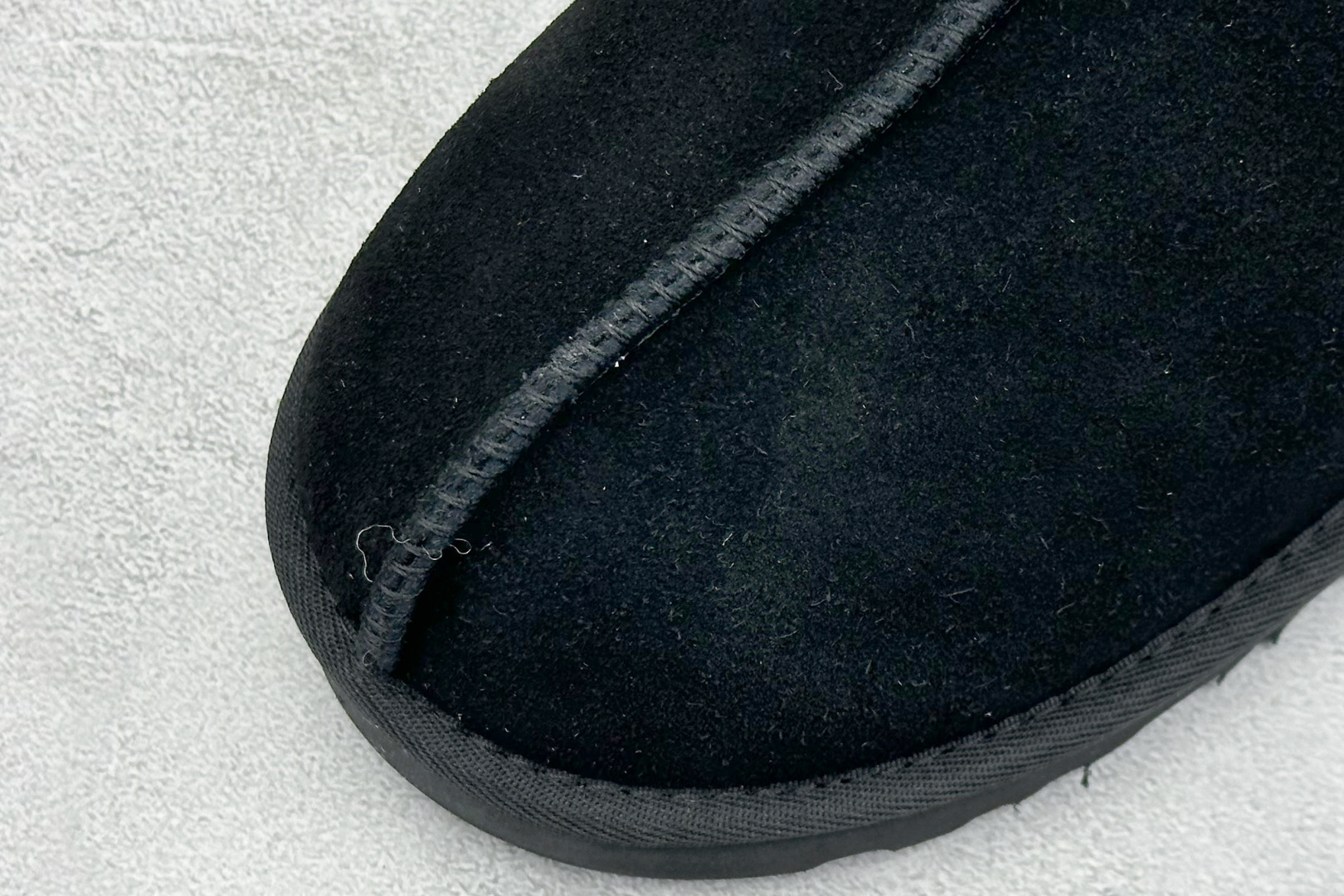 UGGTazz 民族风薄底 小红书爆款 广州外贸大厂生产鞋头到鞋垫真羊皮毛-莆田鞋,莆田鞋货源,高仿鞋,高仿鞋货源,安福档口,莆田高仿鞋,莆田鞋批发,高仿鞋批发,莆田高仿运动鞋,高仿运动鞋,莆田运动鞋 UGGTazz 民族风薄底 小红书爆款 广州外贸大厂生产鞋头到鞋垫真羊皮毛