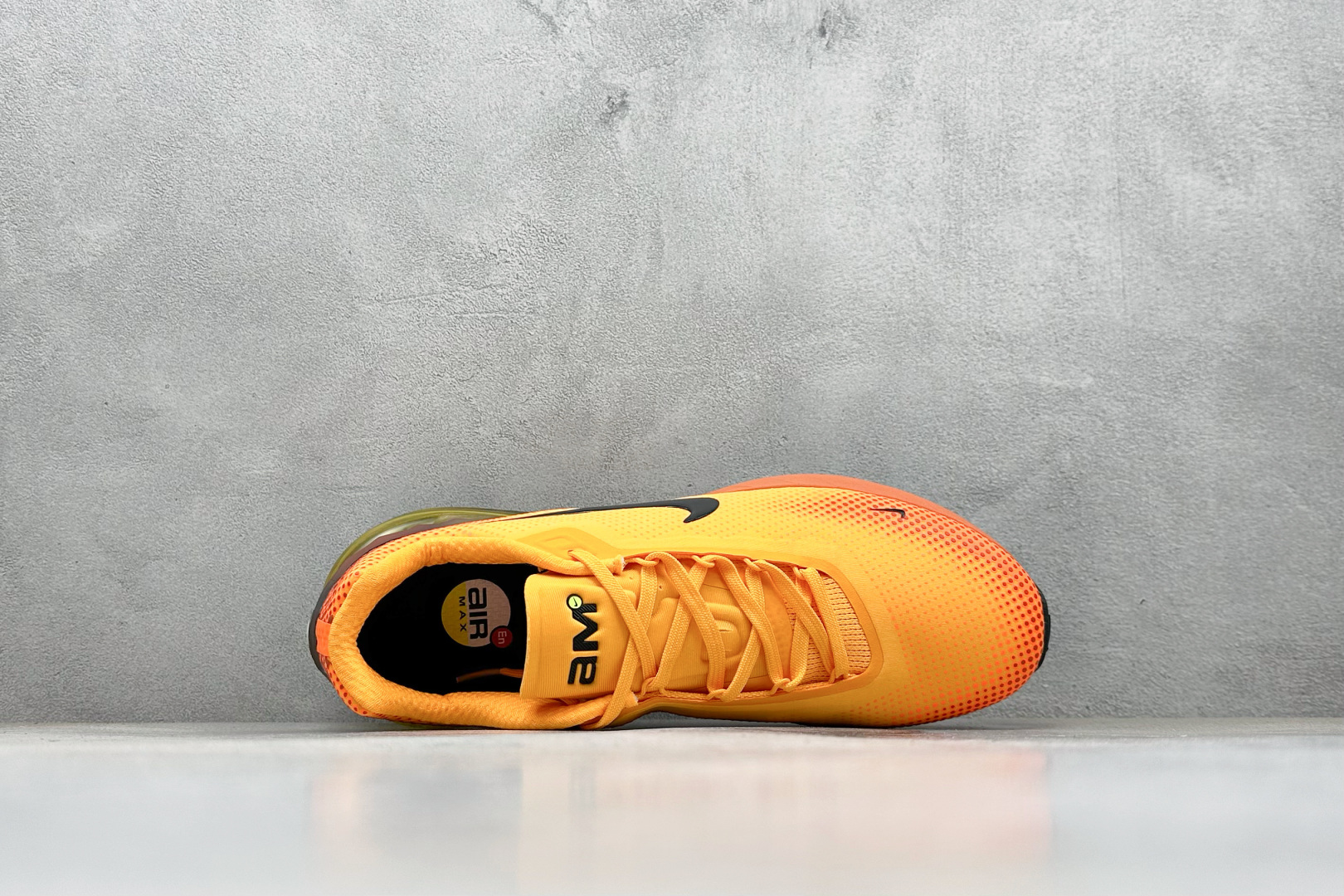 Nike Air Max Phoenix 复古子弹气垫运动跑步鞋 FZ5307-700