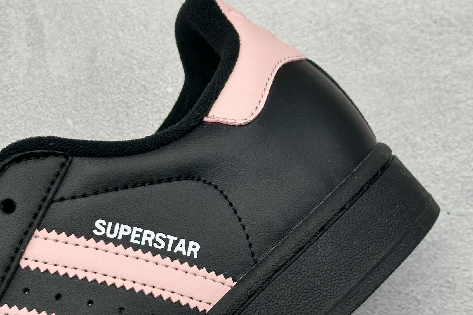 Adidas Originals Super II 贝壳头休闲板鞋 JH9977