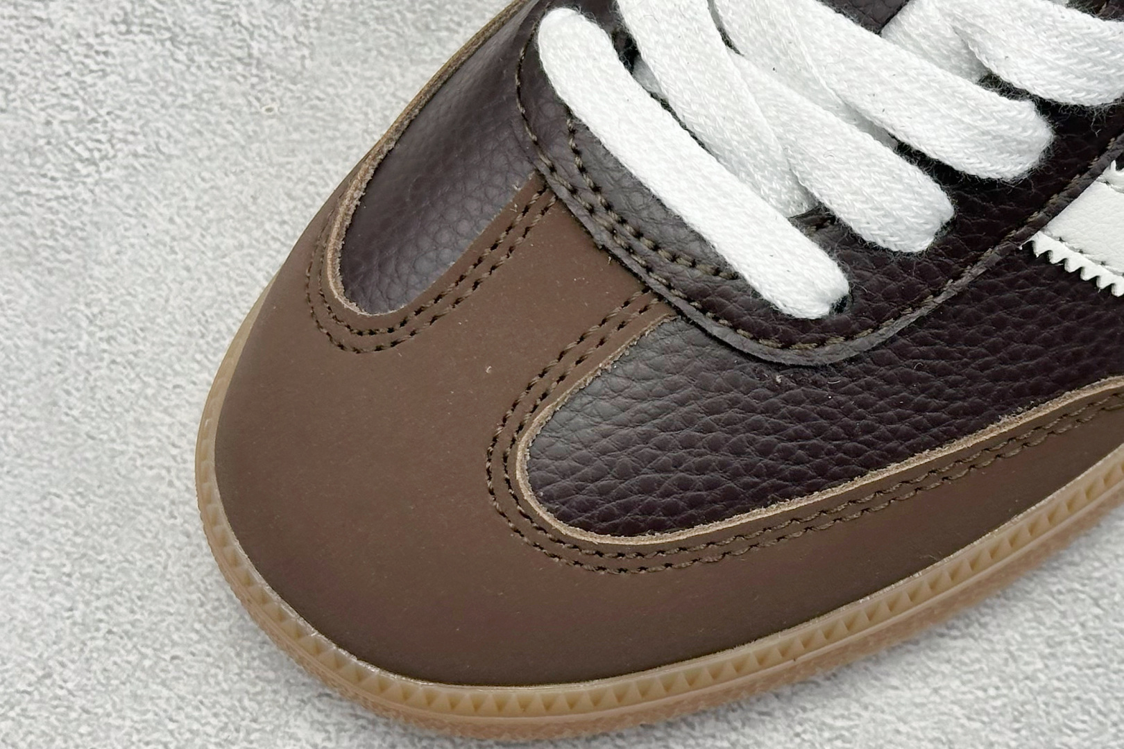 Adidas Samba 复古桑巴板鞋 JR0891