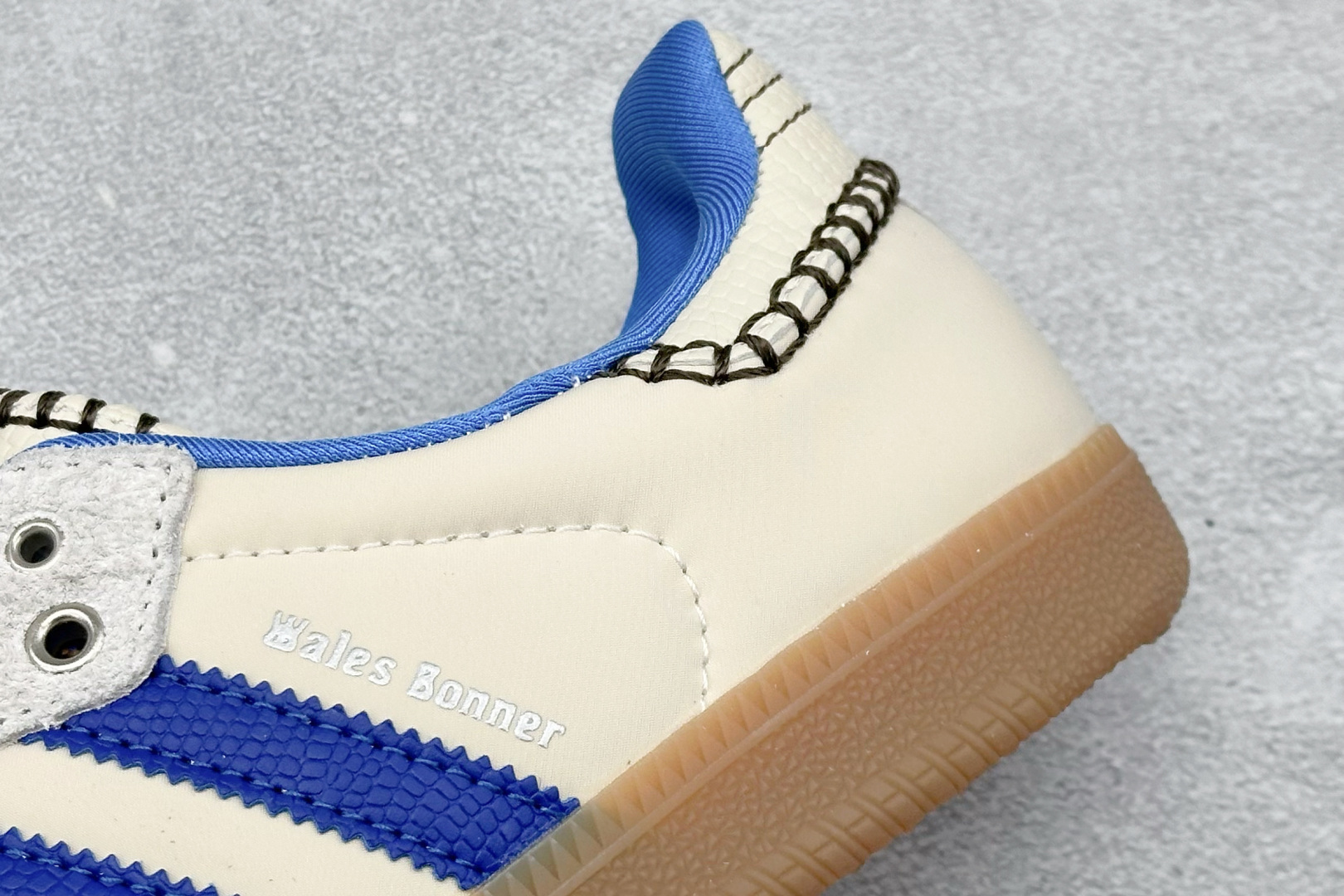 Adidas Samba 复古桑巴板鞋 IH7756-莆田鞋,莆田鞋货源,高仿鞋,高仿鞋货源,安福档口,莆田高仿鞋,莆田鞋批发,高仿鞋批发,莆田高仿运动鞋,高仿运动鞋,莆田运动鞋 Adidas Samba 复古桑巴板鞋 IH7756