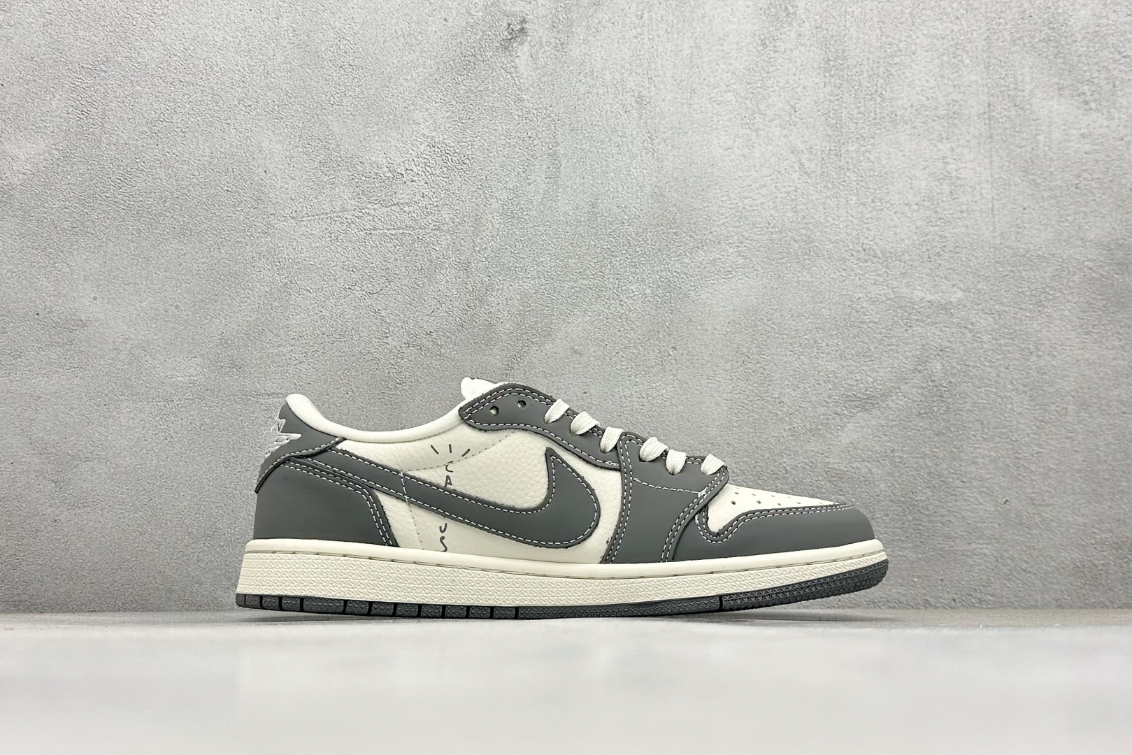 Labubu x Air Jordan 1 Low 灰白 LD2028-055-莆田鞋,莆田鞋货源,高仿鞋,高仿鞋货源,安福档口,莆田高仿鞋,莆田鞋批发,高仿鞋批发,莆田高仿运动鞋,高仿运动鞋,莆田运动鞋 Labubu x Air Jordan 1 Low 灰白 LD2028-055