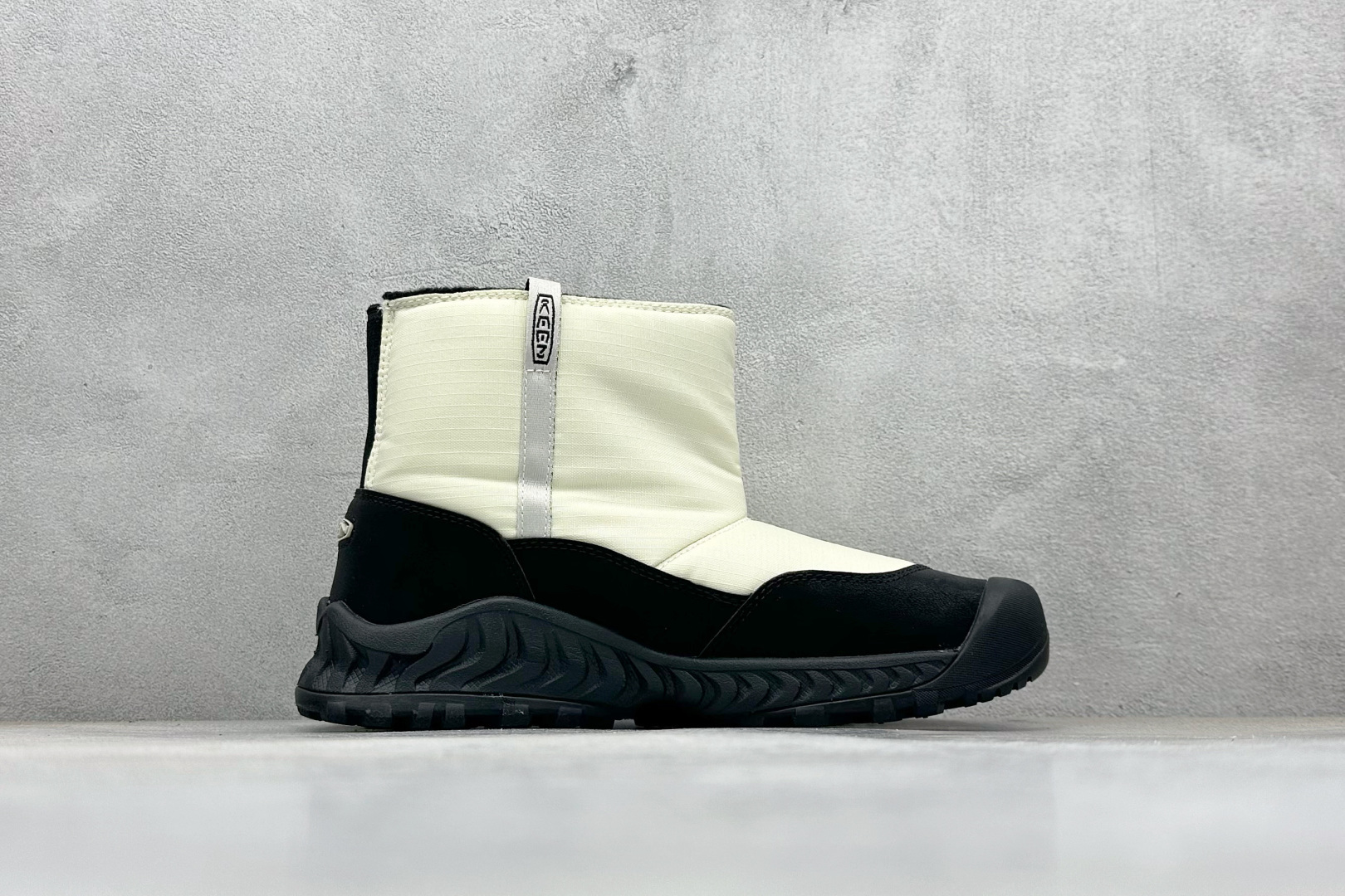 GX福利KEEN HOOD NXIS PULL ON WP 舒适耐磨防滑短靴 货号：尺码：35.5-39