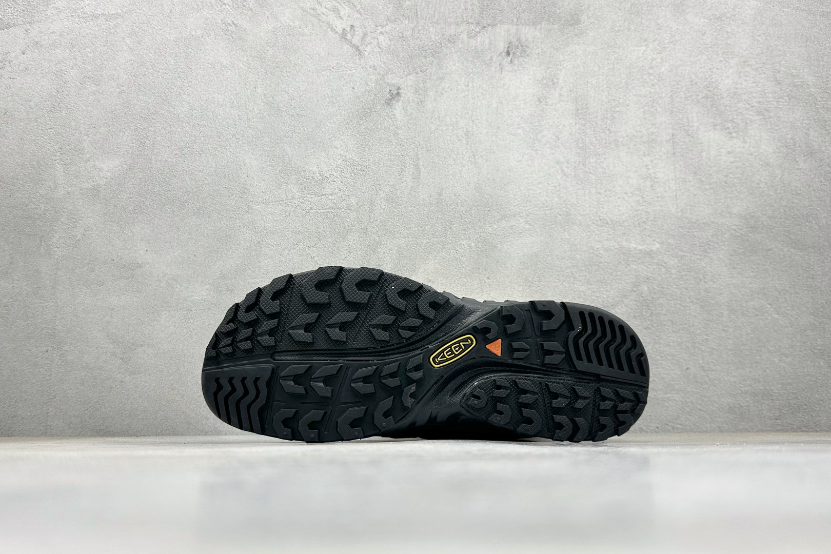 GX福利KEEN HOOD NXIS PULL ON WP 舒适耐磨防滑短靴 货号：尺码：35.5-39