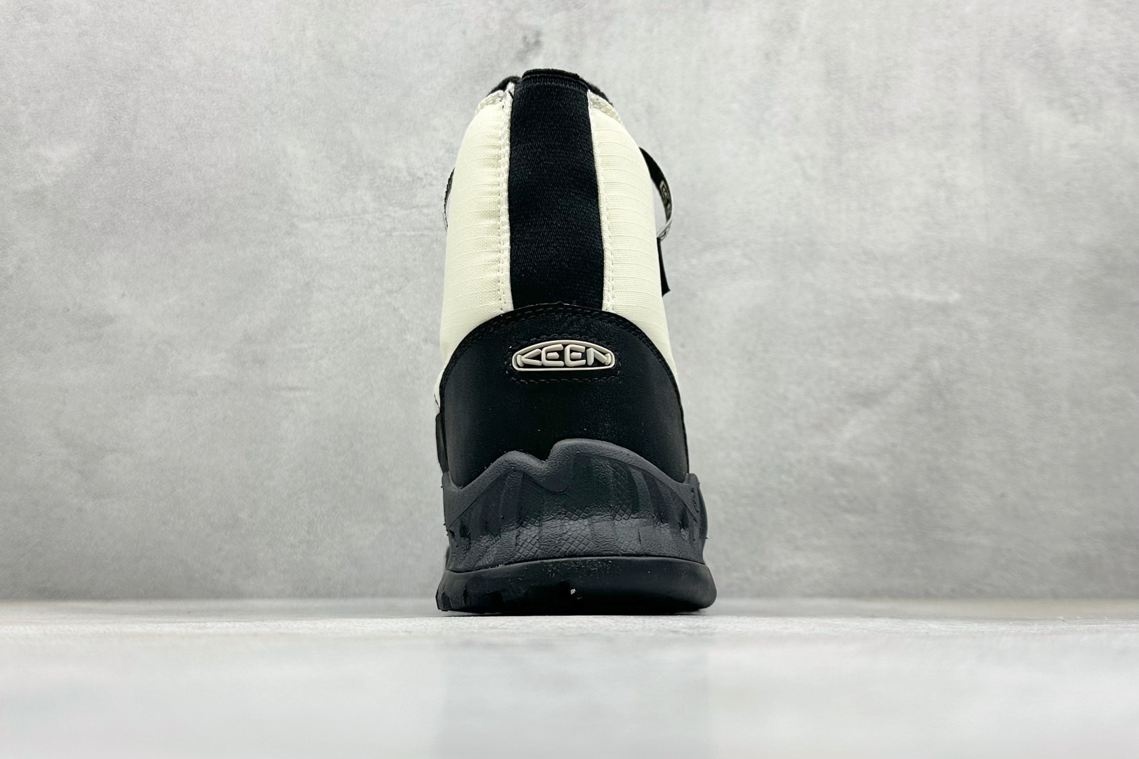 GX福利KEEN HOOD NXIS PULL ON WP 舒适耐磨防滑短靴 货号：尺码：35.5-39