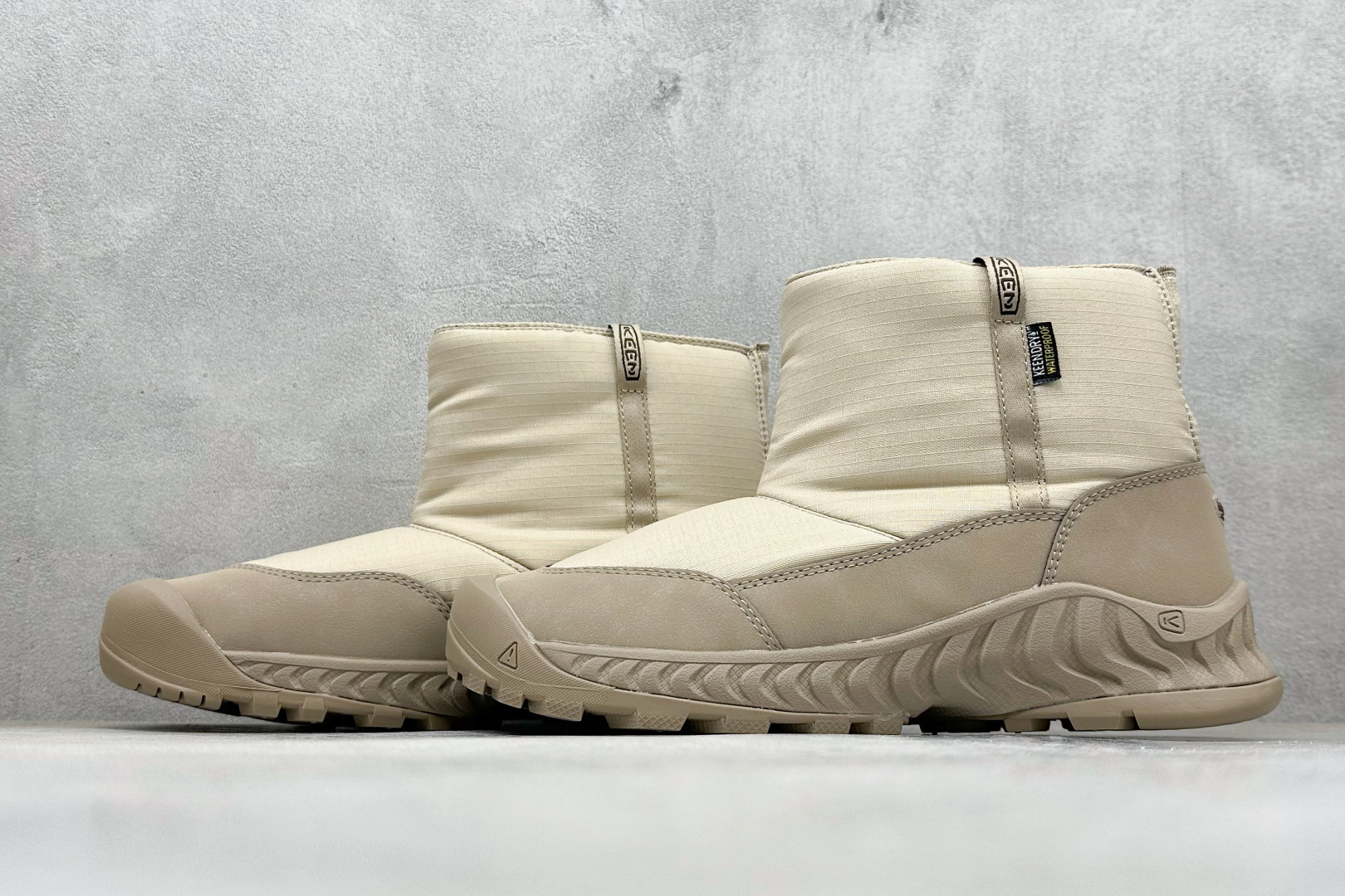 GX福利 KEEN HOOD NXIS PULL ON WP 舒适耐磨防滑短靴 货号：尺码：35.5-3