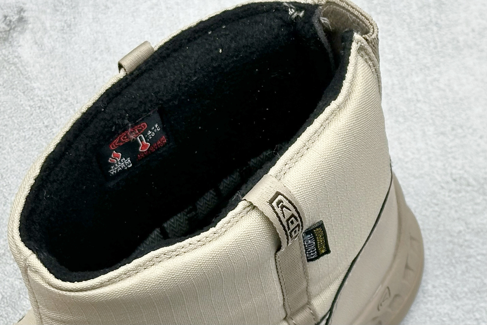 GX福利 KEEN HOOD NXIS PULL ON WP 舒适耐磨防滑短靴 货号：尺码：35.5-3