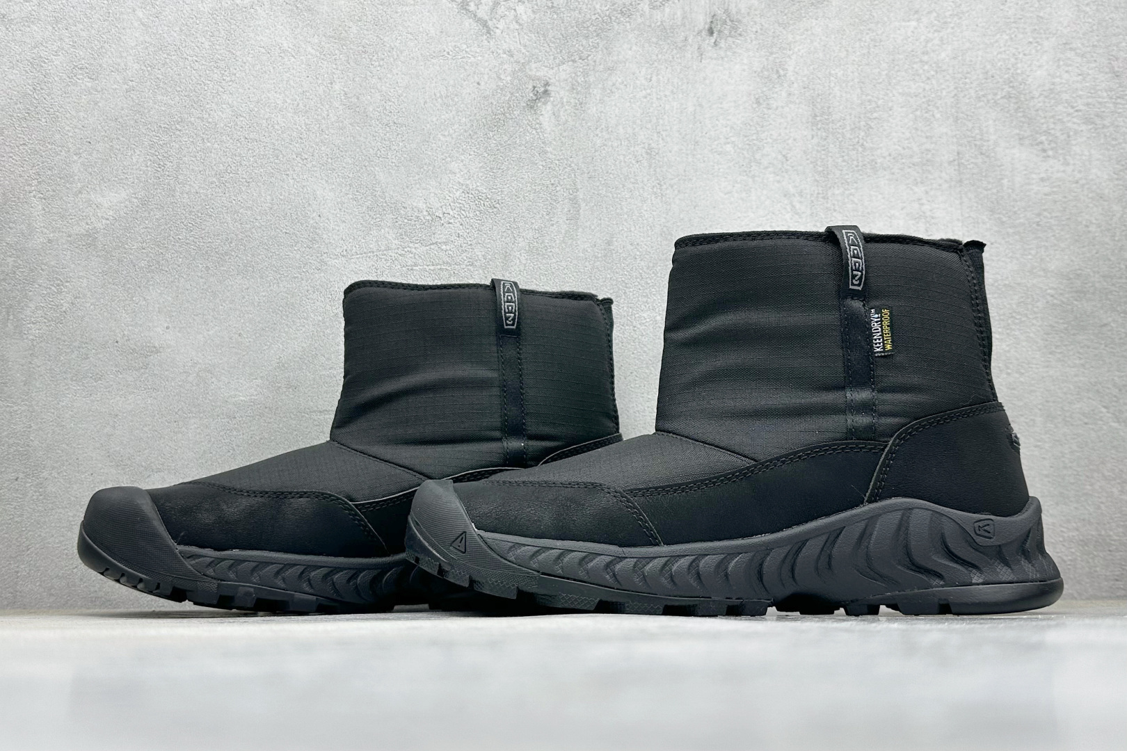 GX福利 KEEN HOOD NXIS PULL ON WP 舒适耐磨防滑短靴 货号：KNSO3F414