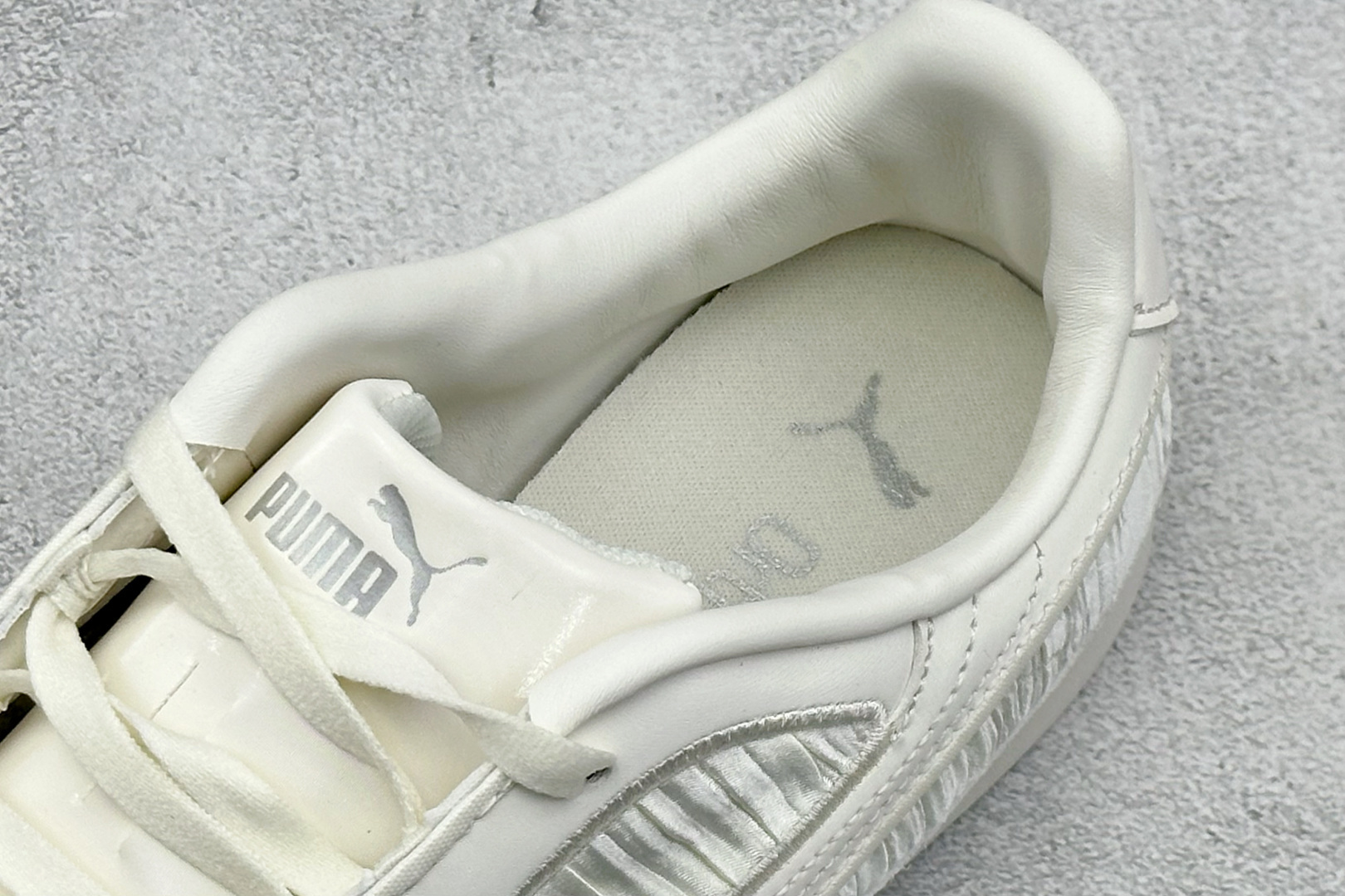 TG版PUMA Bella V2 Leather 彪马 舒适 低帮生活休闲德训薄底鞋 406092-01