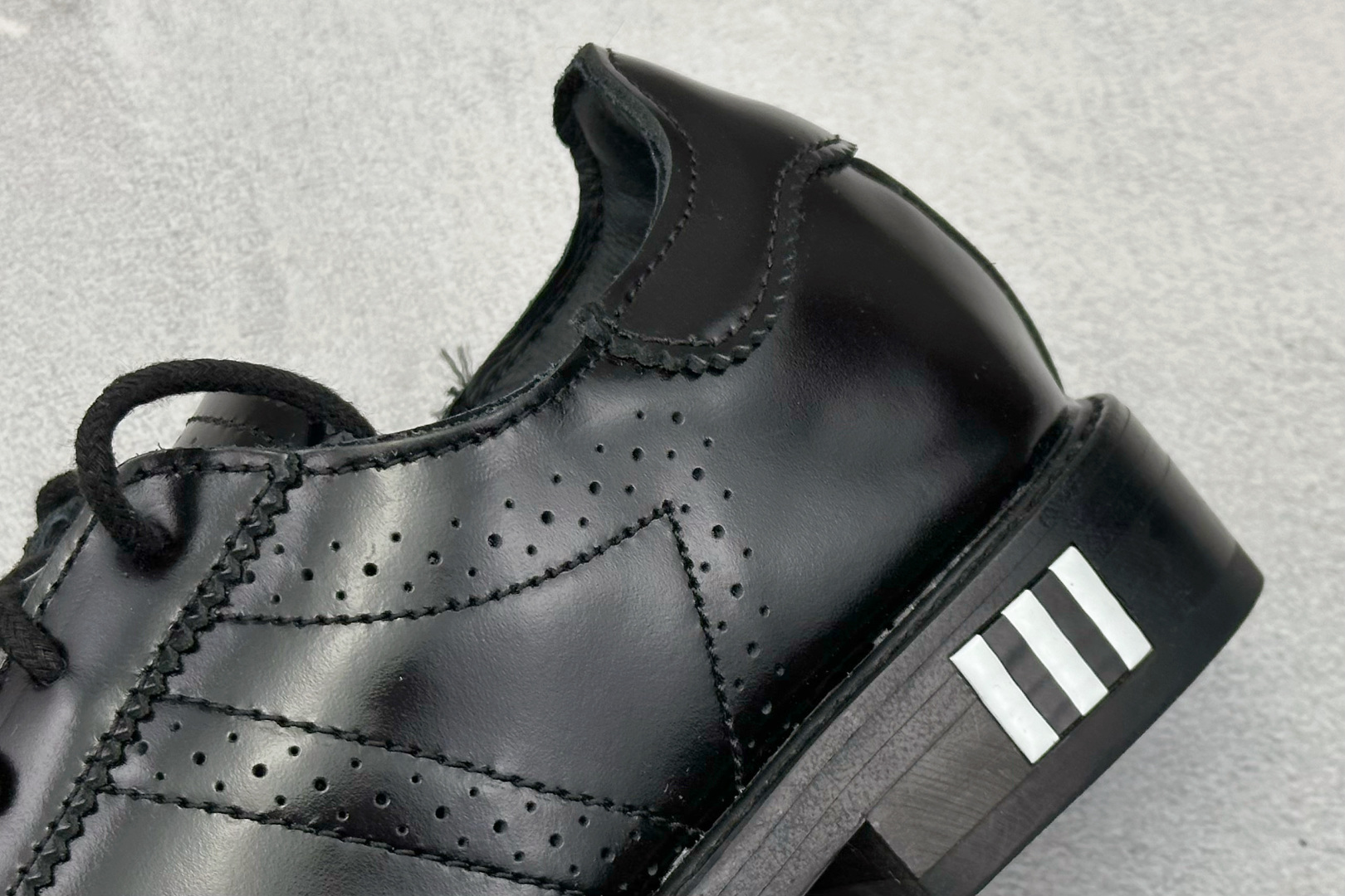 PK版Clot x Adidas Dress Super 联名款 贝壳头休闲生活鞋 JR2814