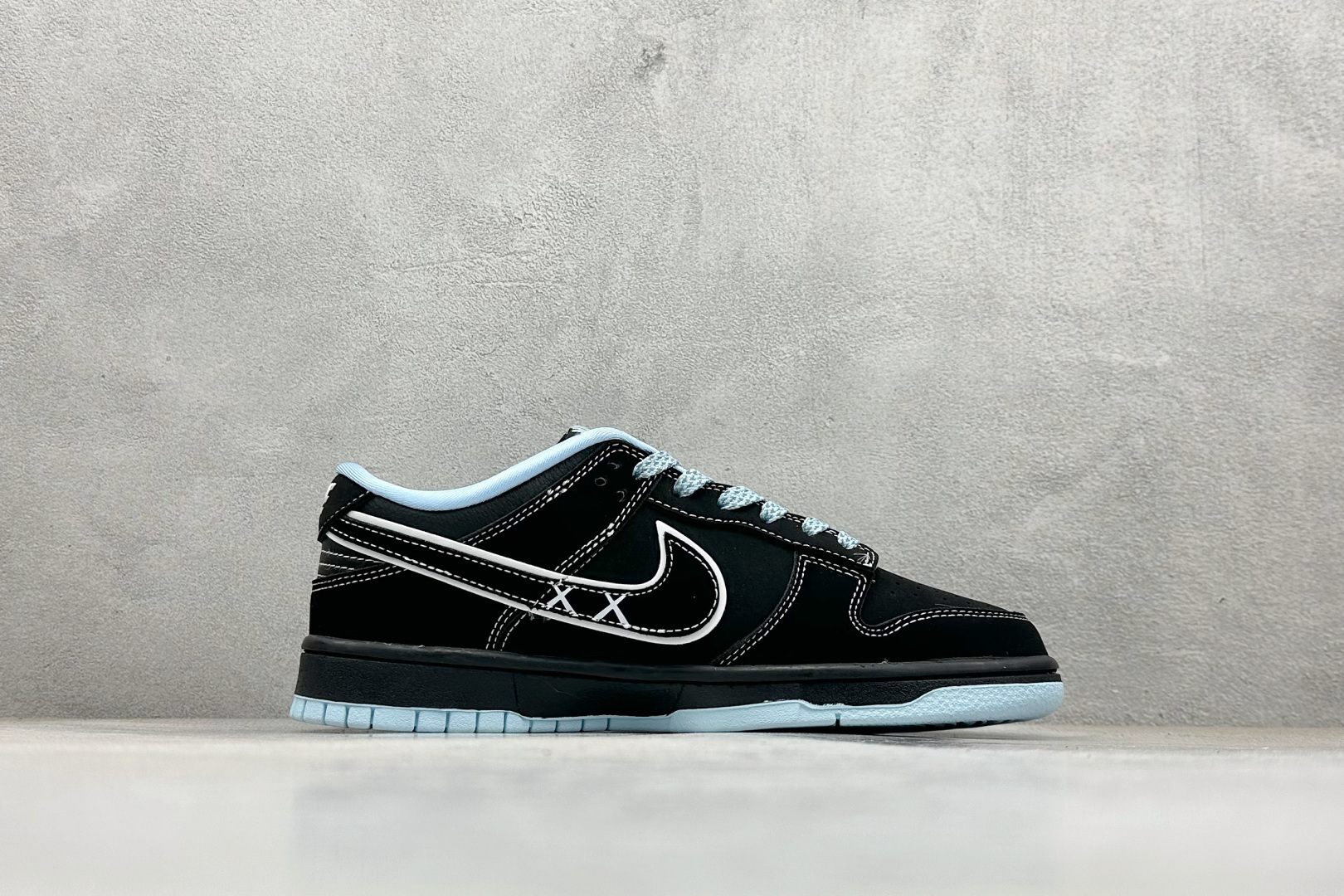 XC版Nike SB Dunk Low“Supreme联名——黑兰” 周年高端定制 低帮休闲板鞋 KK1333-050