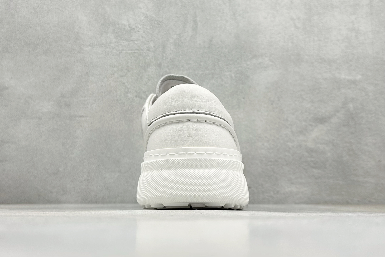 Ecco 爱步2023春季爆款 柔酷7号系列 男士百搭休闲板鞋 503198-010